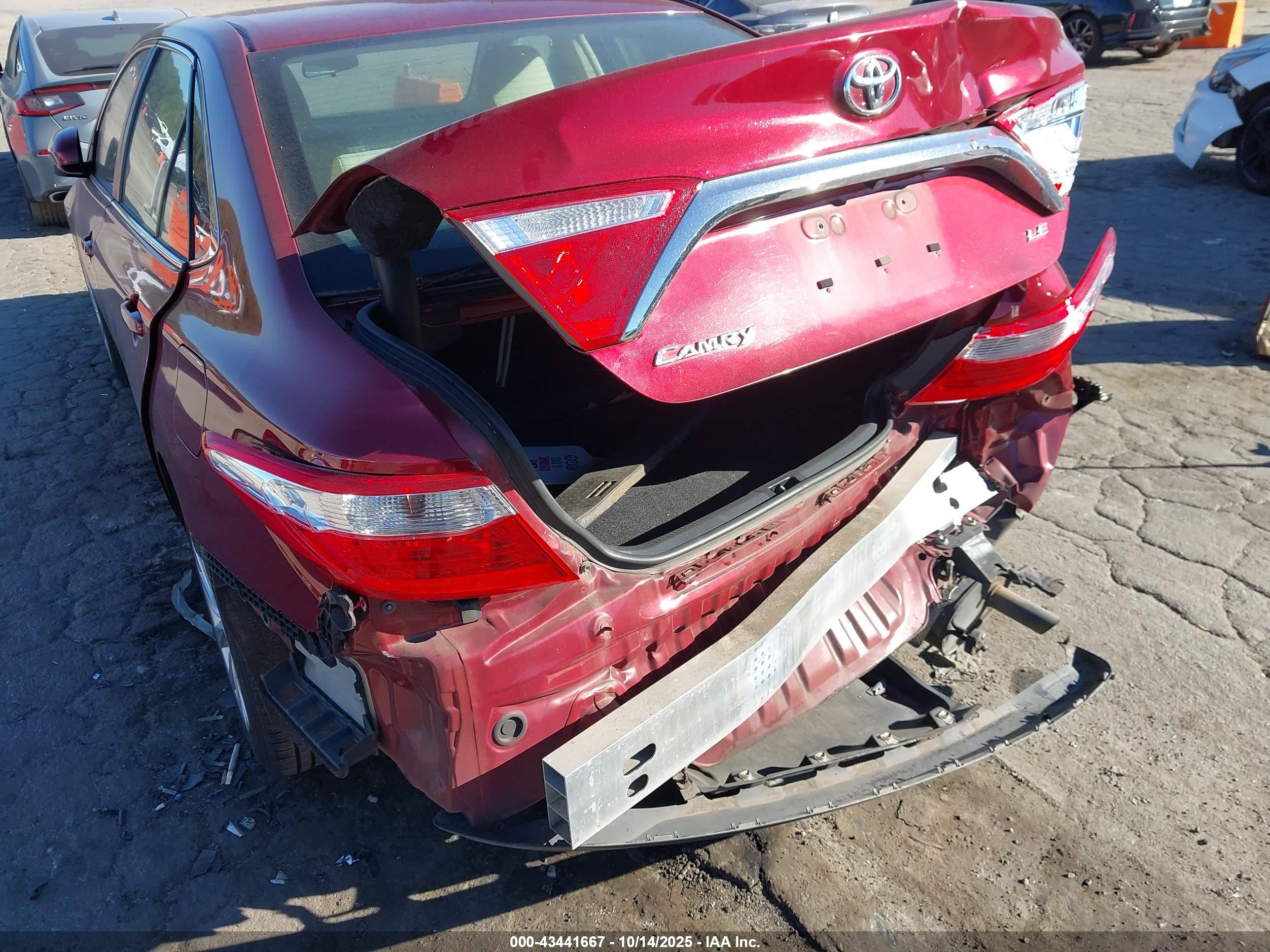 TOYOTA CAMRY image 6