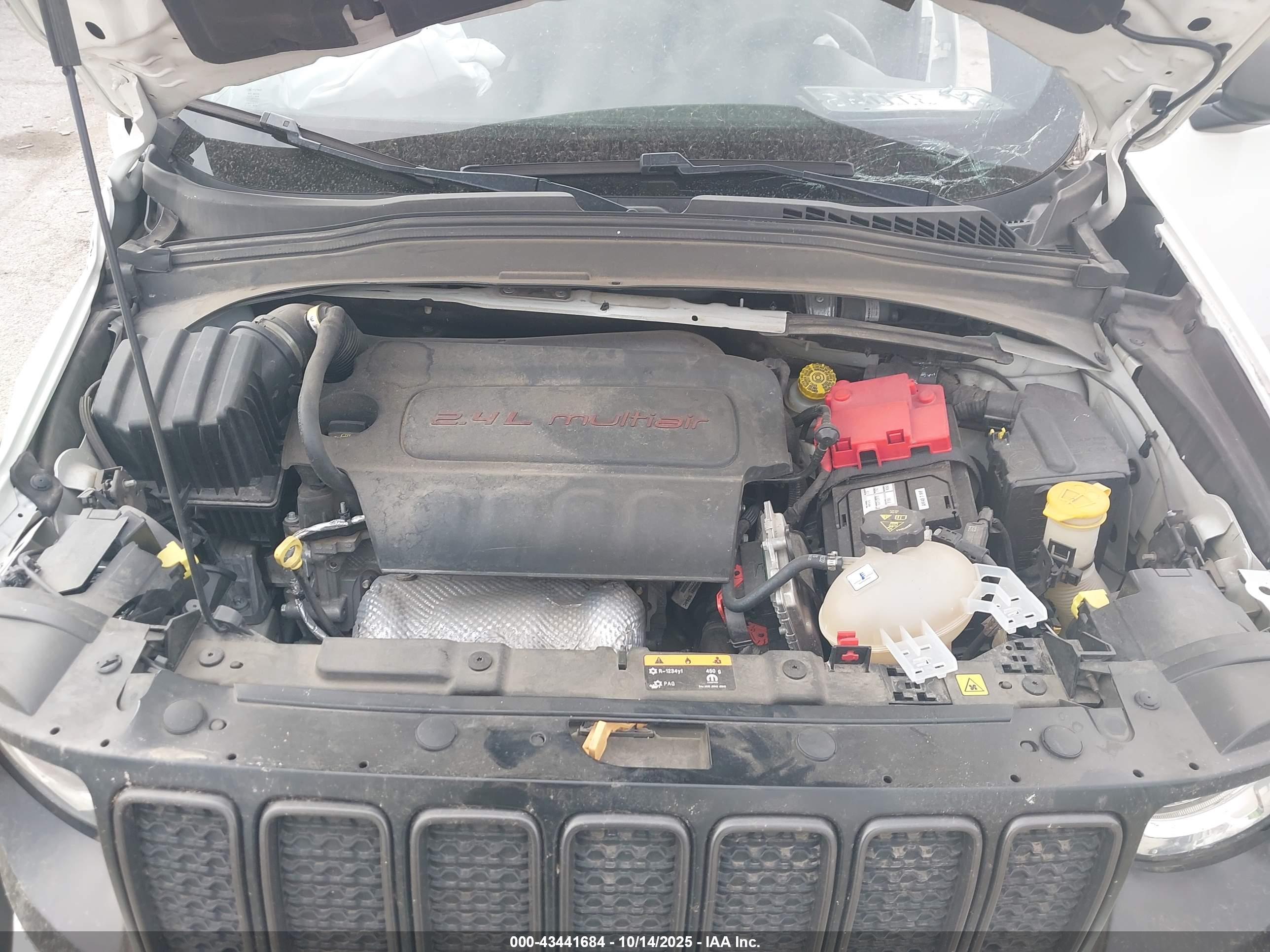 JEEP RENEGADE image 10
