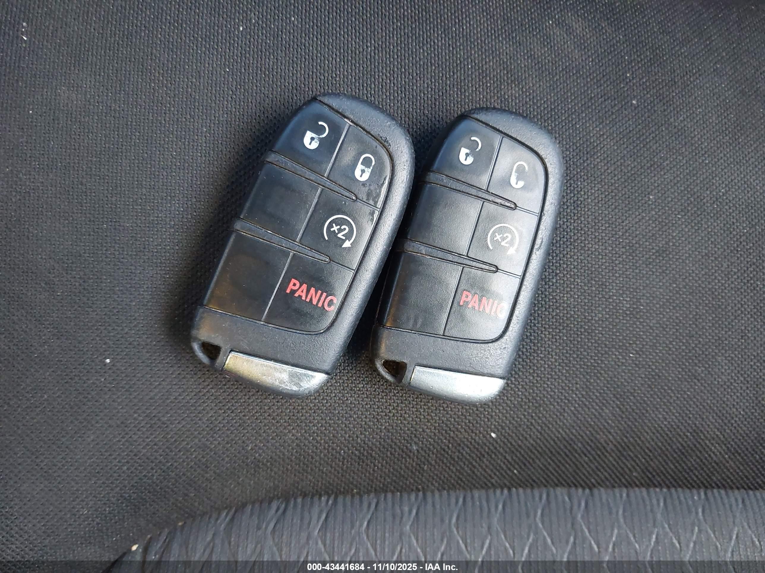 JEEP RENEGADE image 11