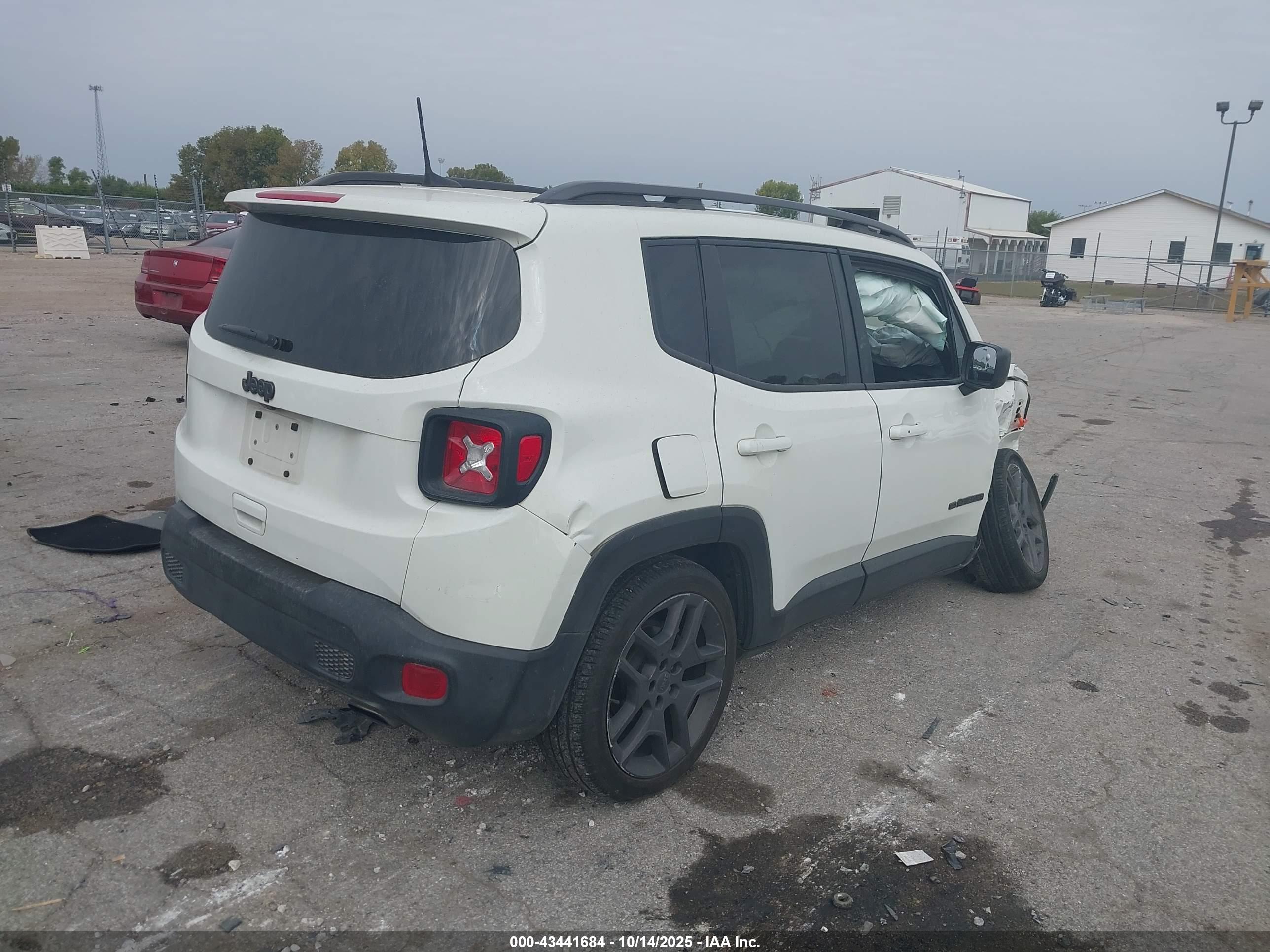 JEEP RENEGADE image 4