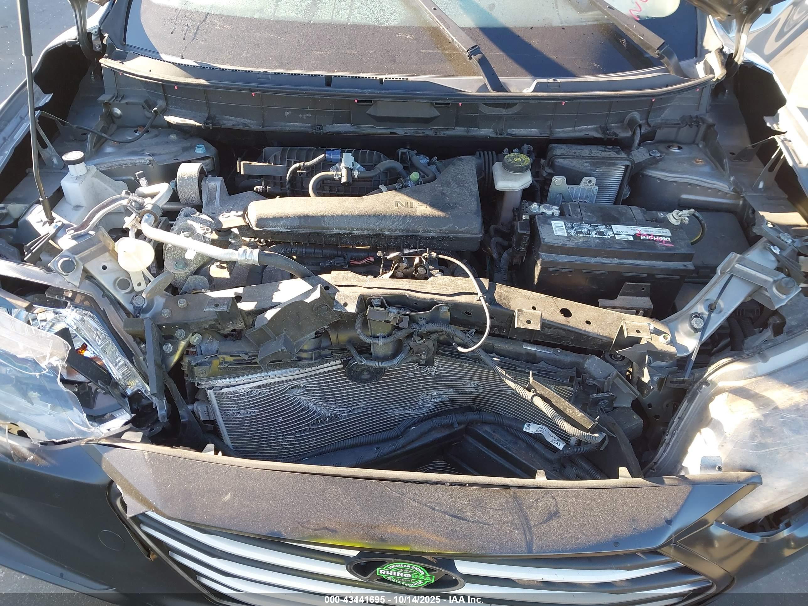 NISSAN ROGUE image 10