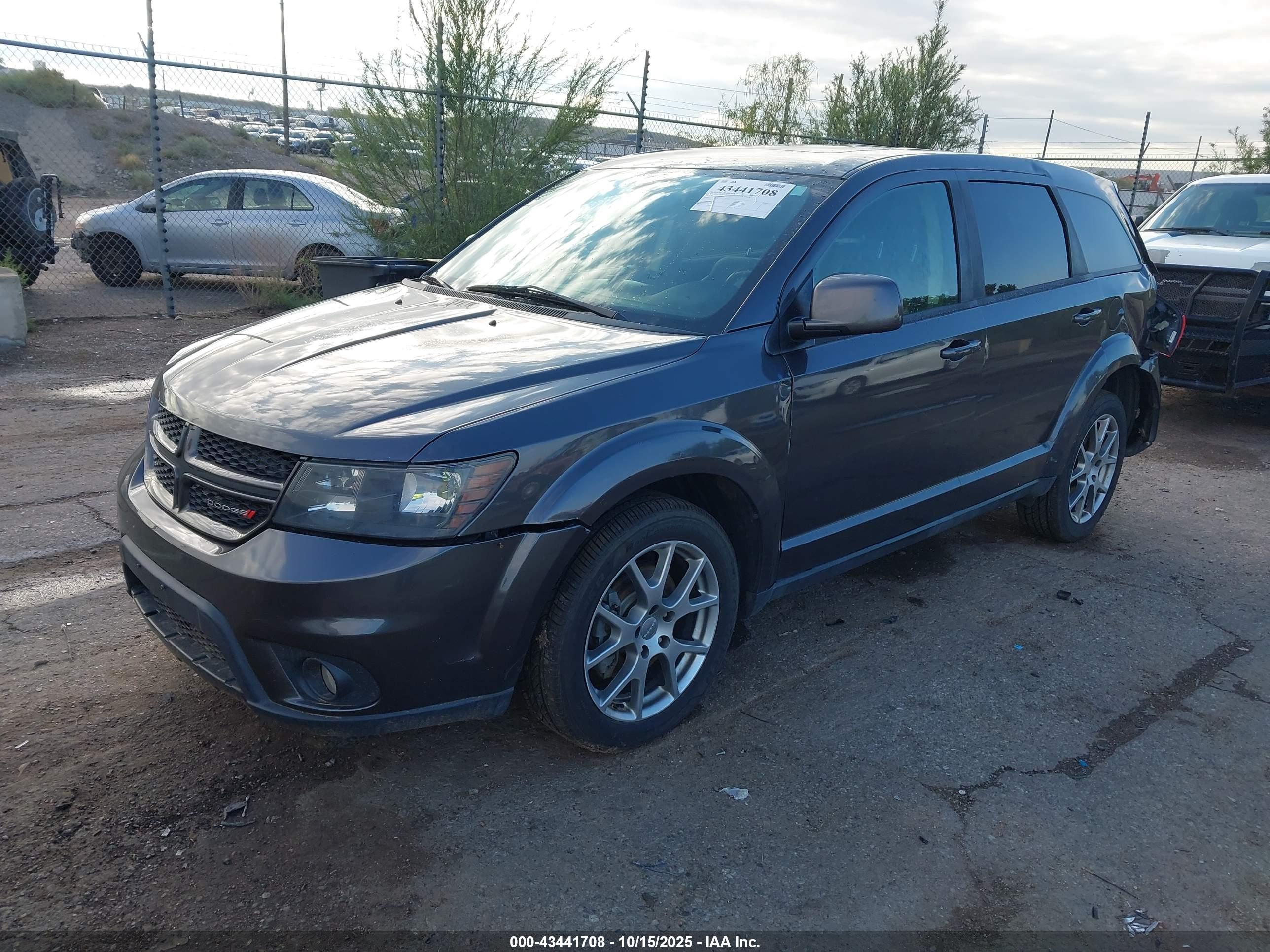 DODGE JOURNEY image 2