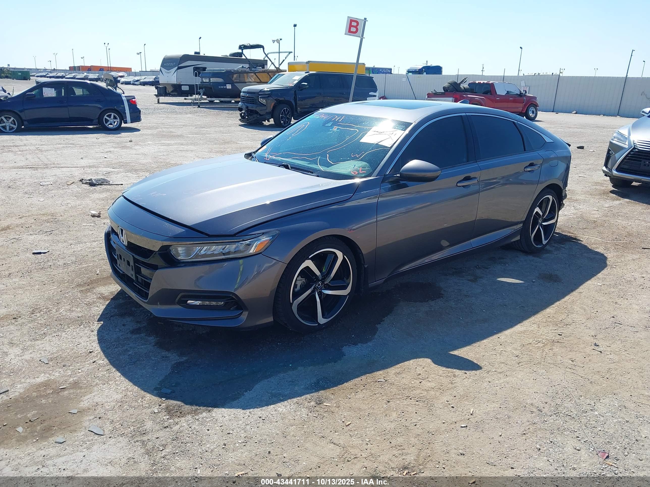 HONDA ACCORD image 2