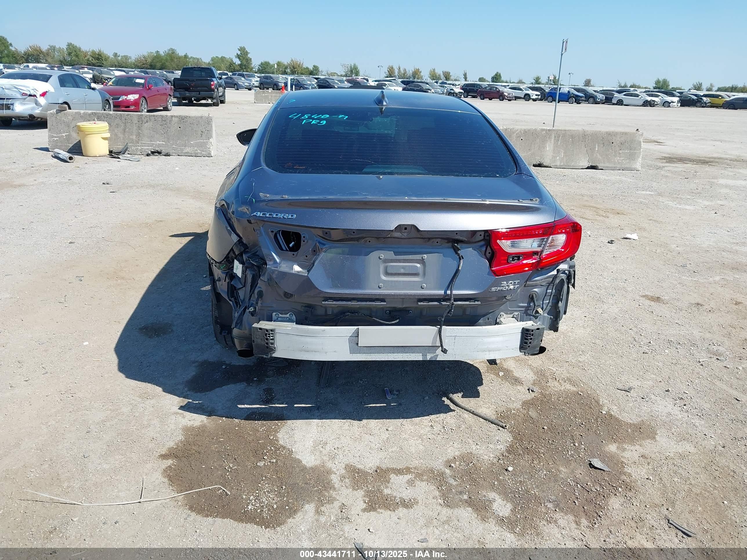 HONDA ACCORD image 6