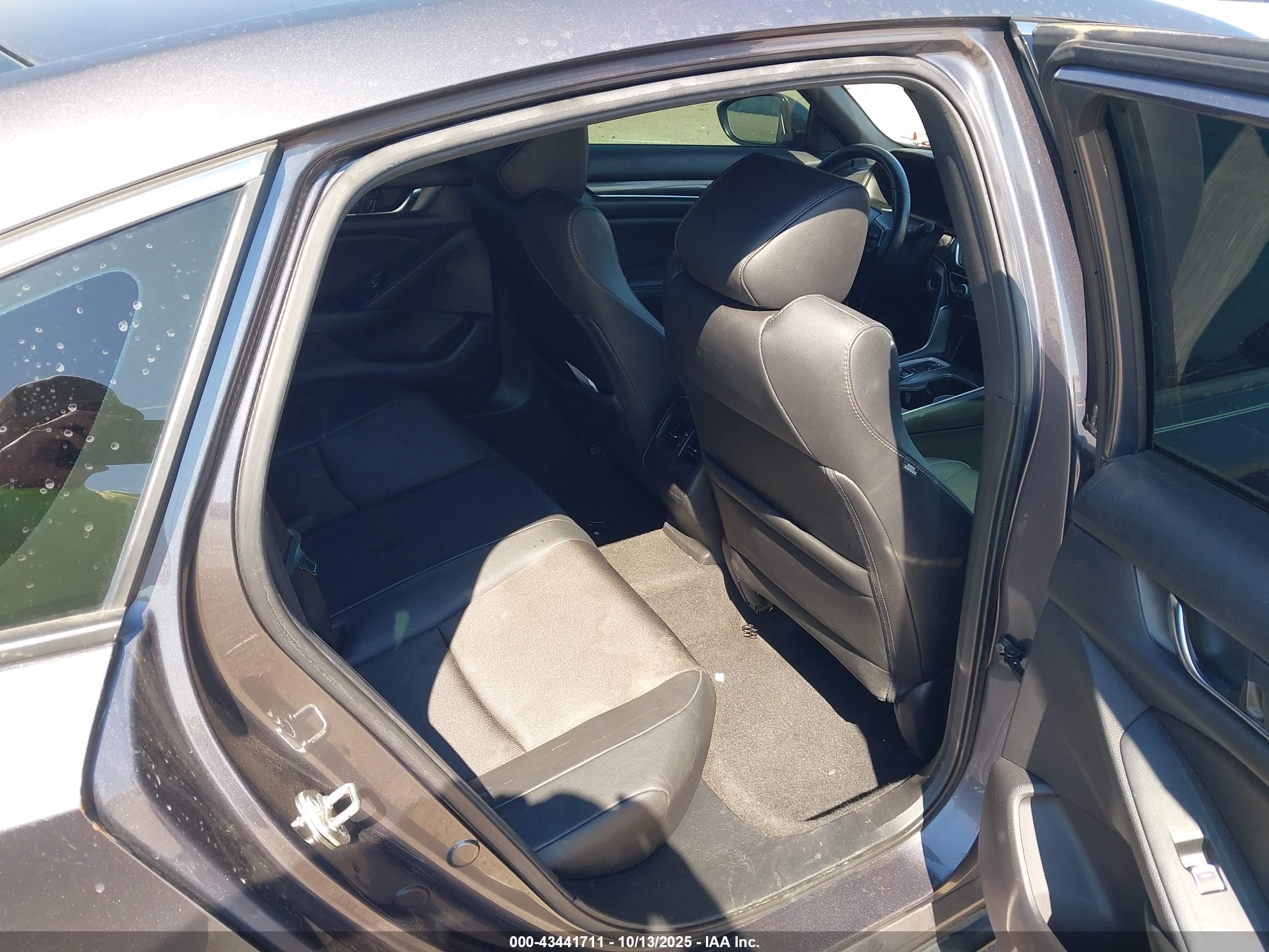 HONDA ACCORD image 8