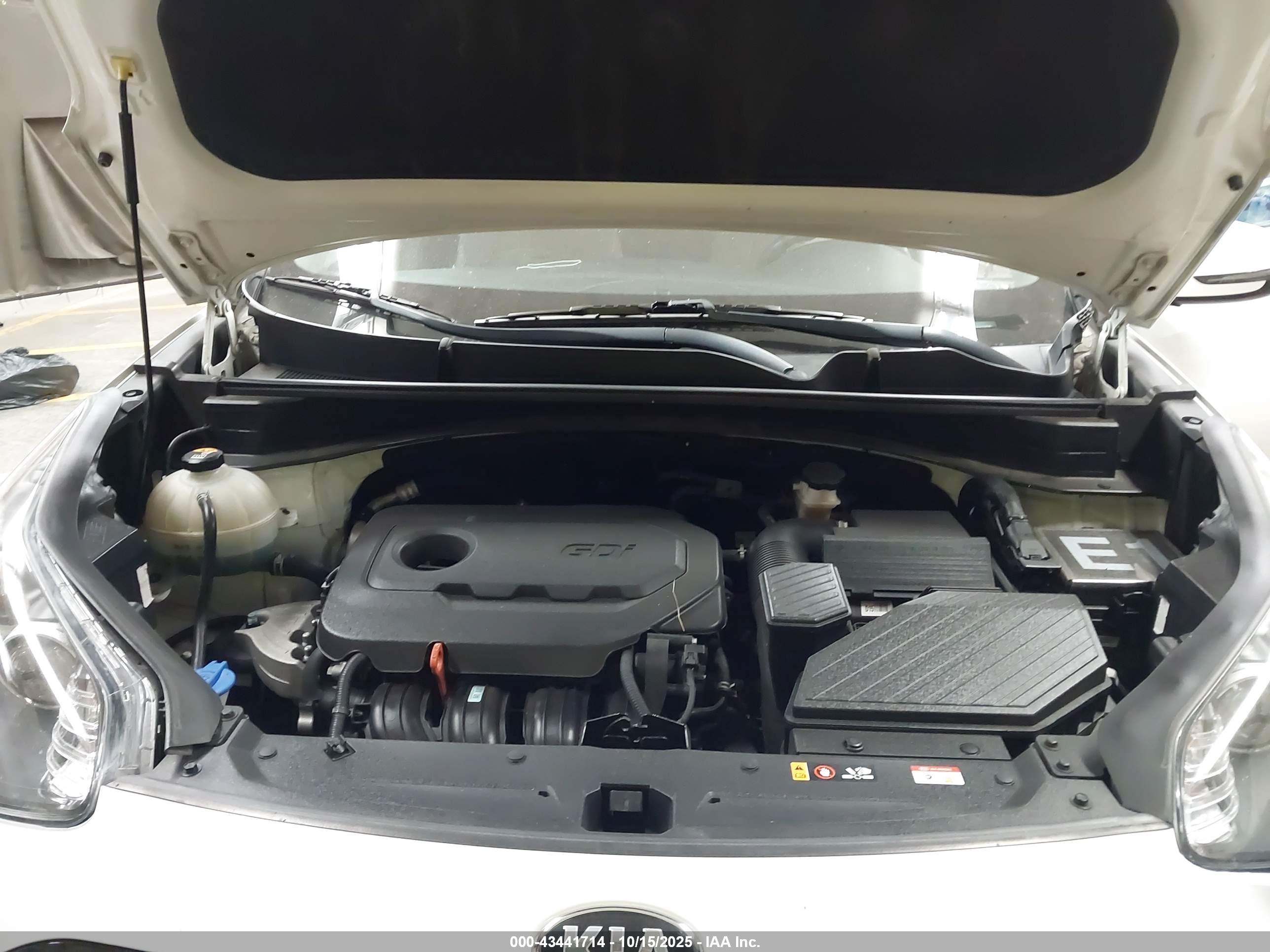 KIA SPORTAGE image 10
