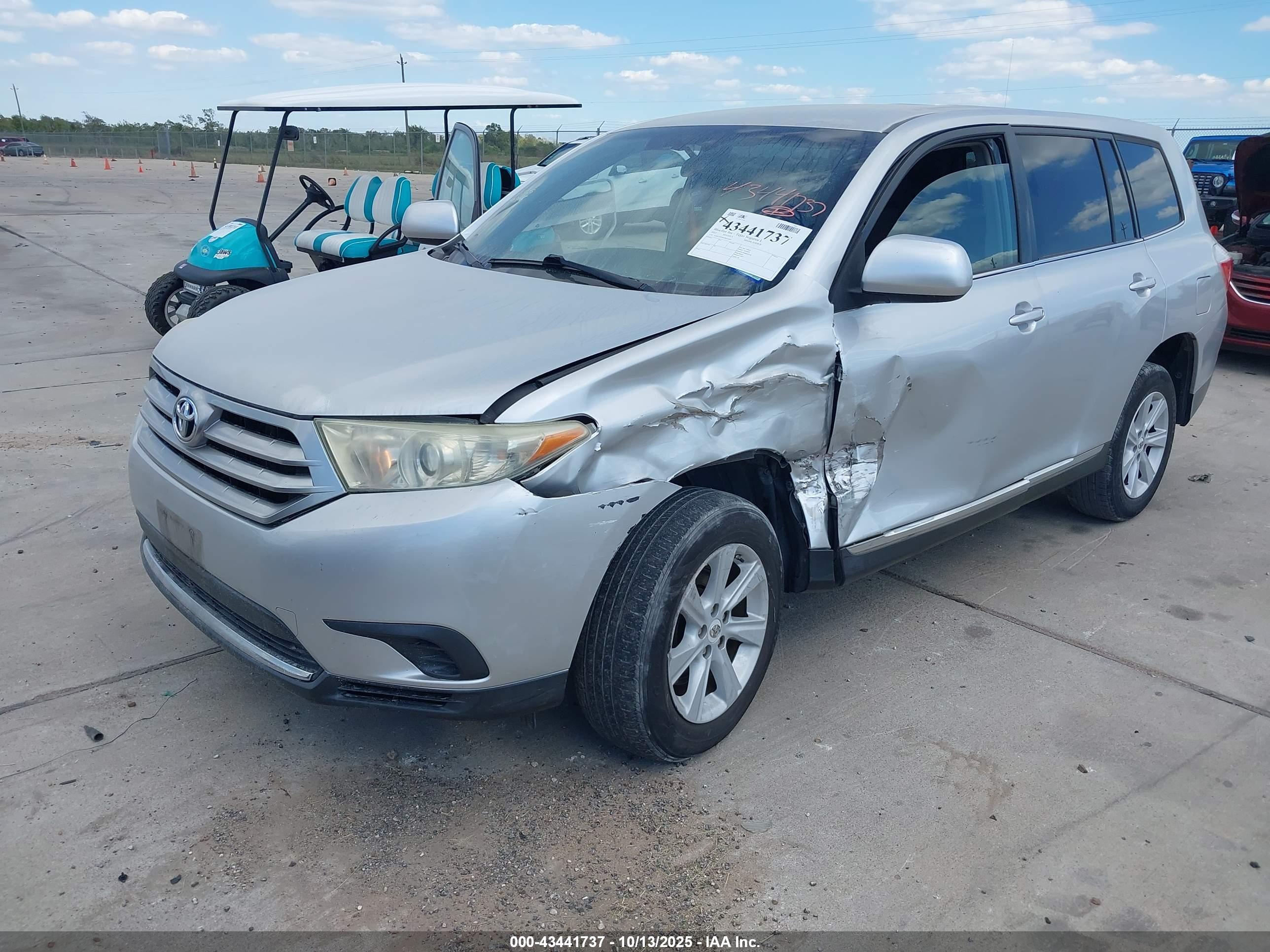 TOYOTA HIGHLANDER image 2