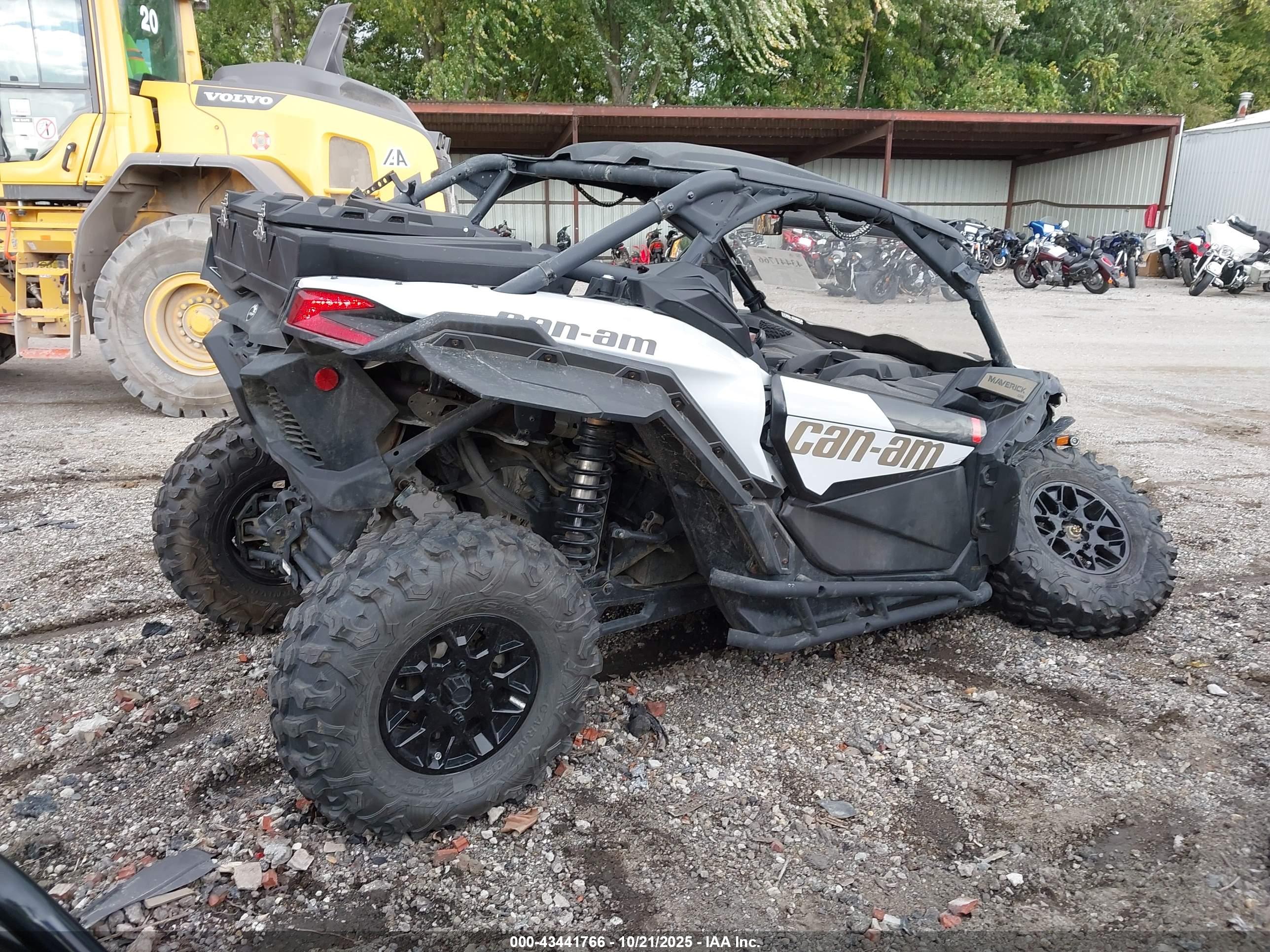 CAN-AM MAVERICK image 4
