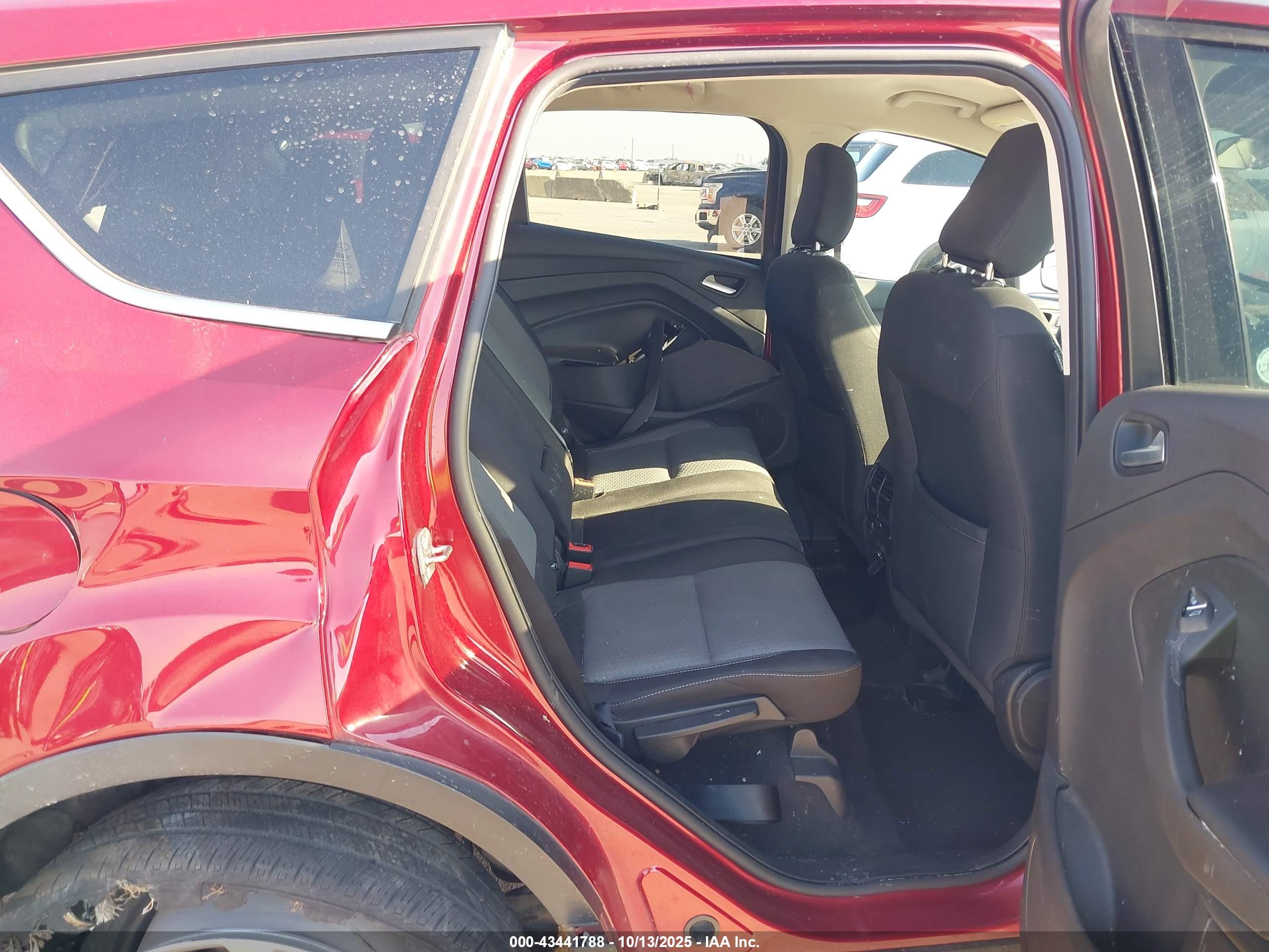 FORD ESCAPE image 8