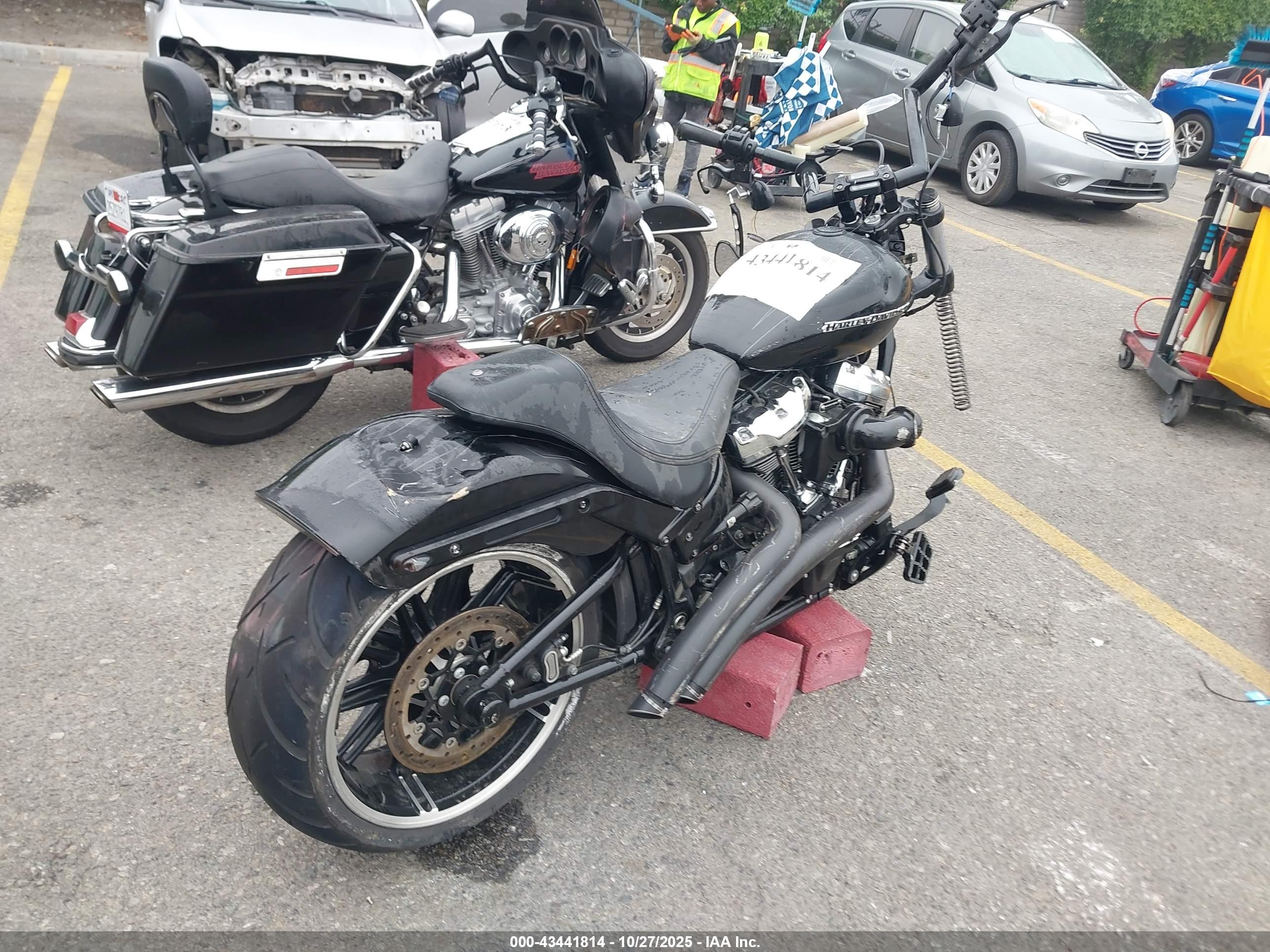 HARLEY-DAVIDSON FXBRS image 4