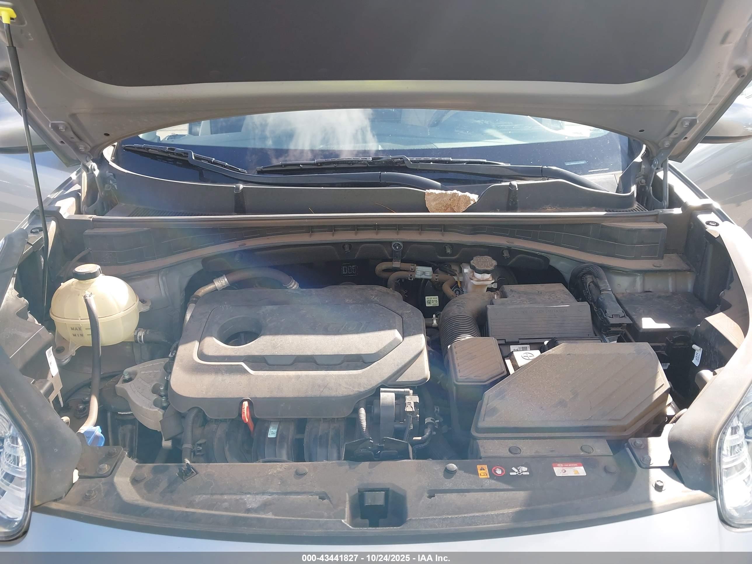 KIA SPORTAGE image 10