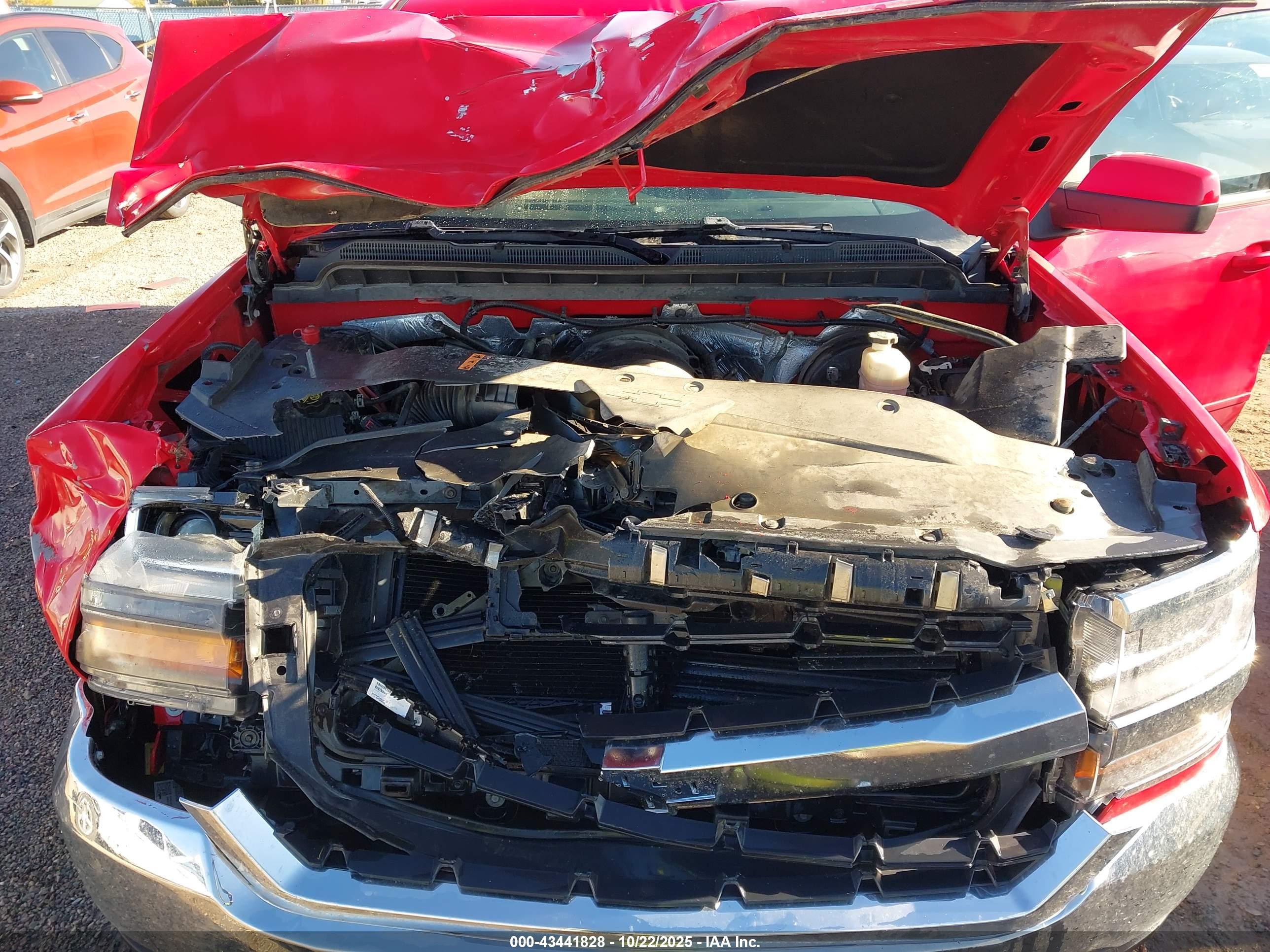 CHEVROLET SILVERADO image 10