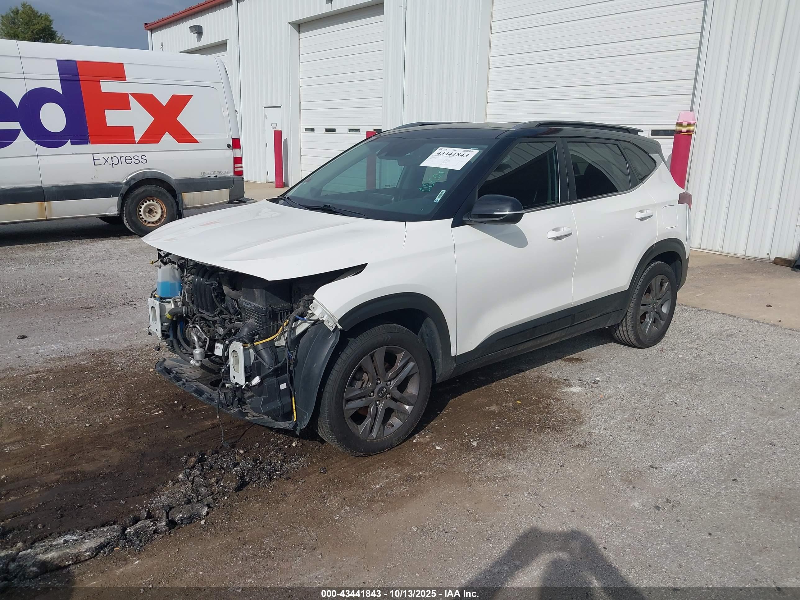 KIA SELTOS image 2