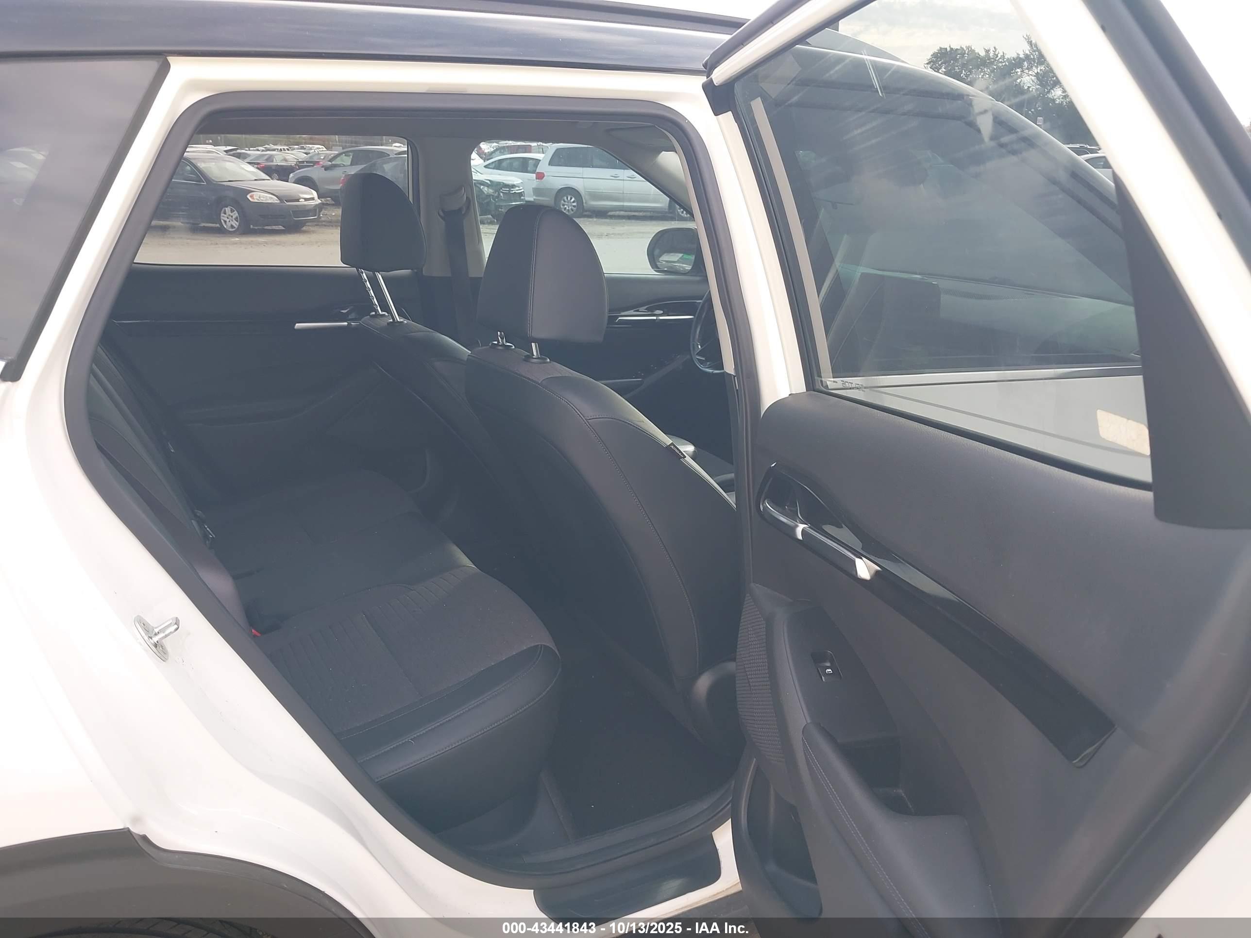 KIA SELTOS image 8