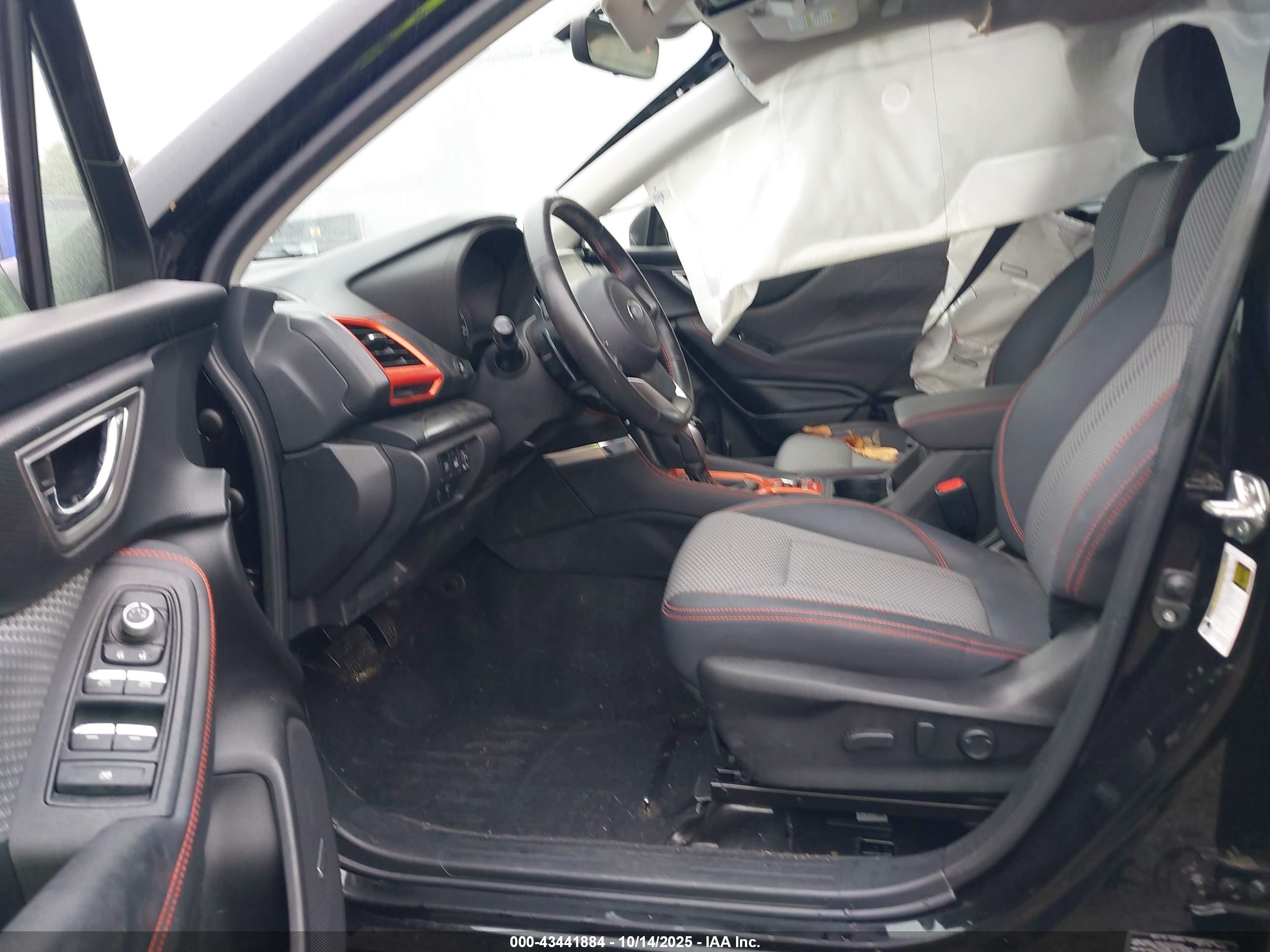 SUBARU FORESTER image 5