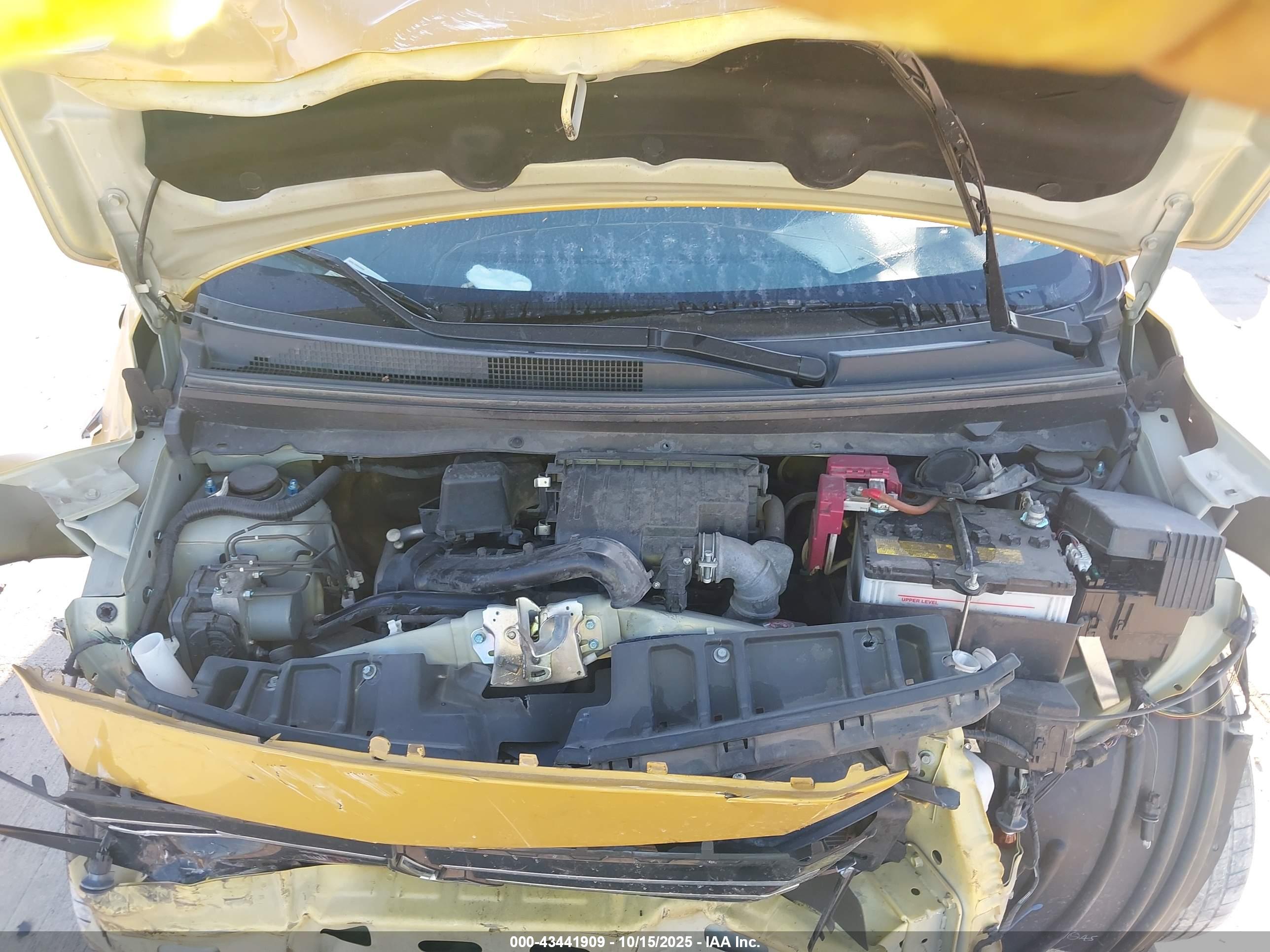 MITSUBISHI MIRAGE image 10