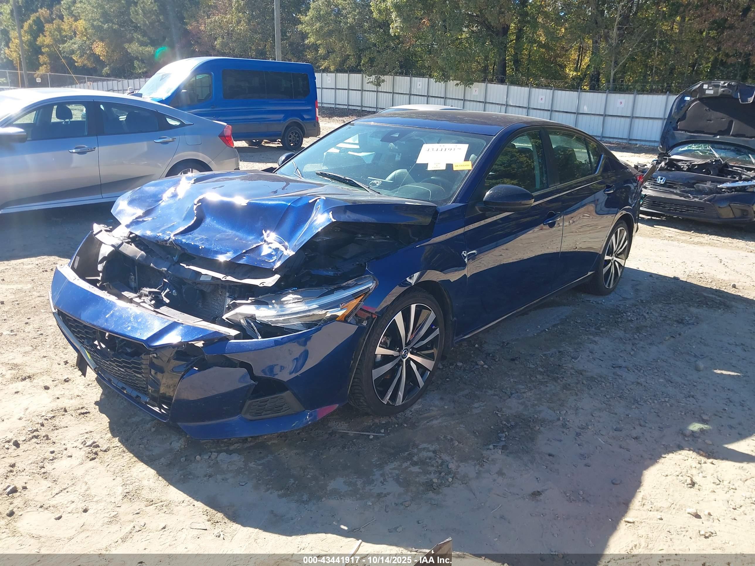 NISSAN ALTIMA image 2