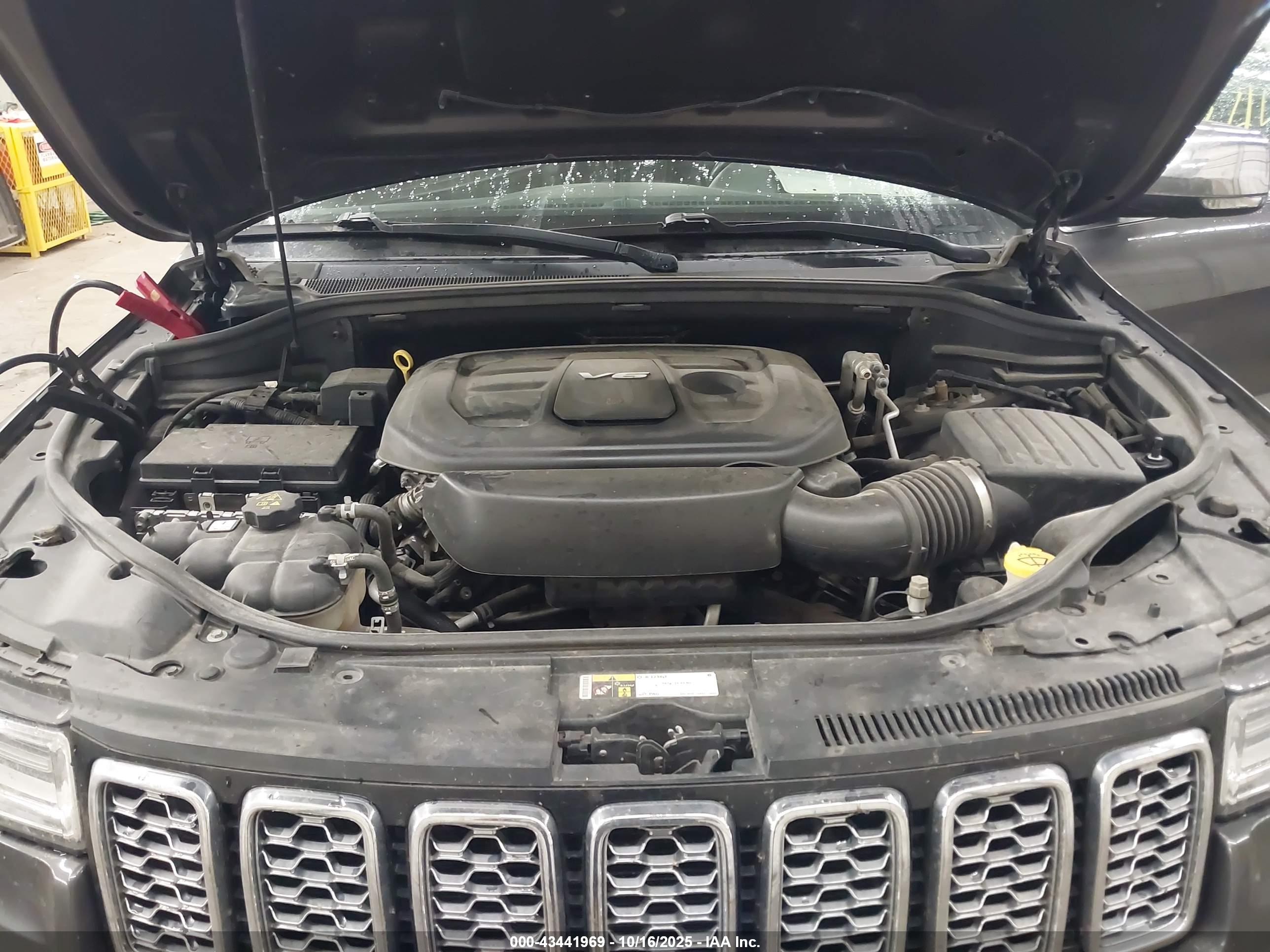 JEEP GRAND image 10