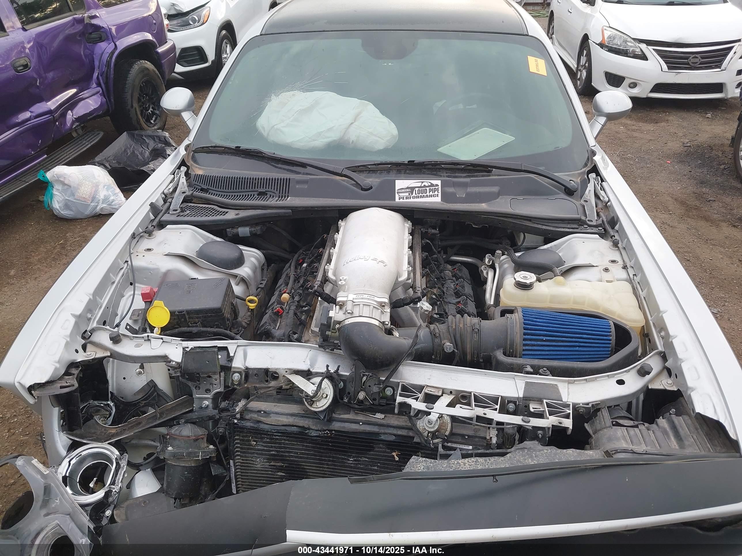 DODGE CHALLENGER image 10