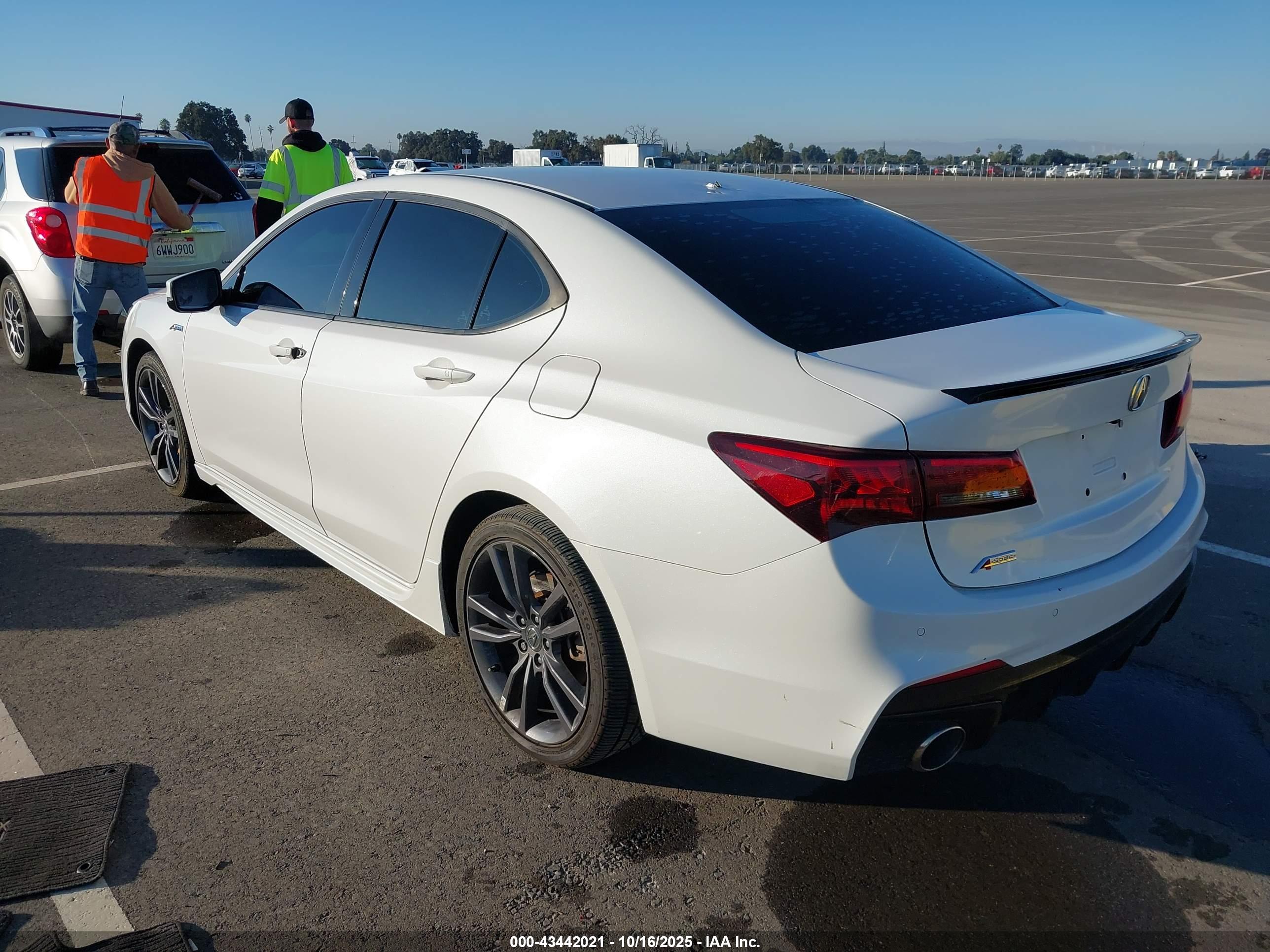 ACURA TLX image 3