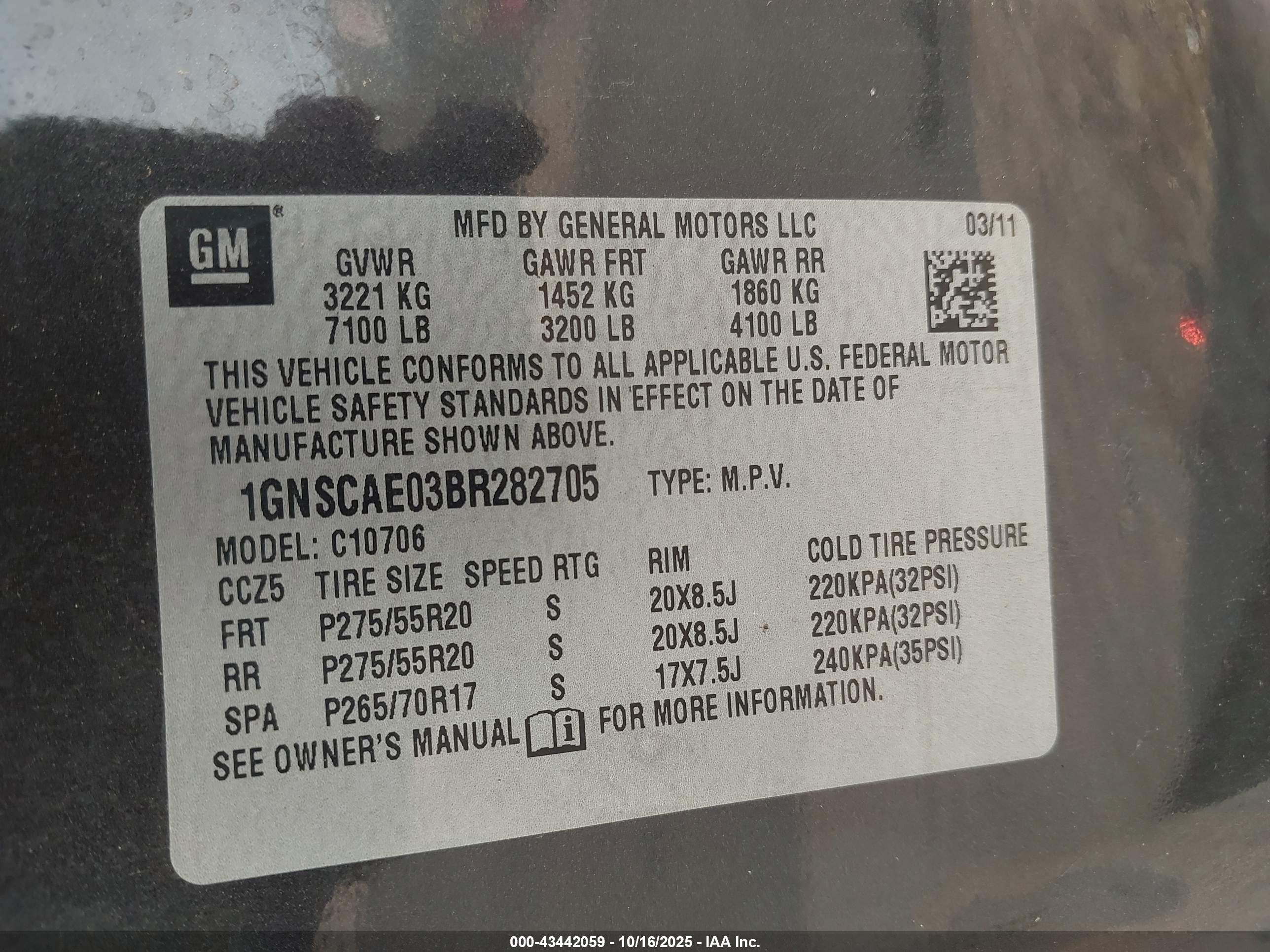 CHEVROLET TAHOE image 9