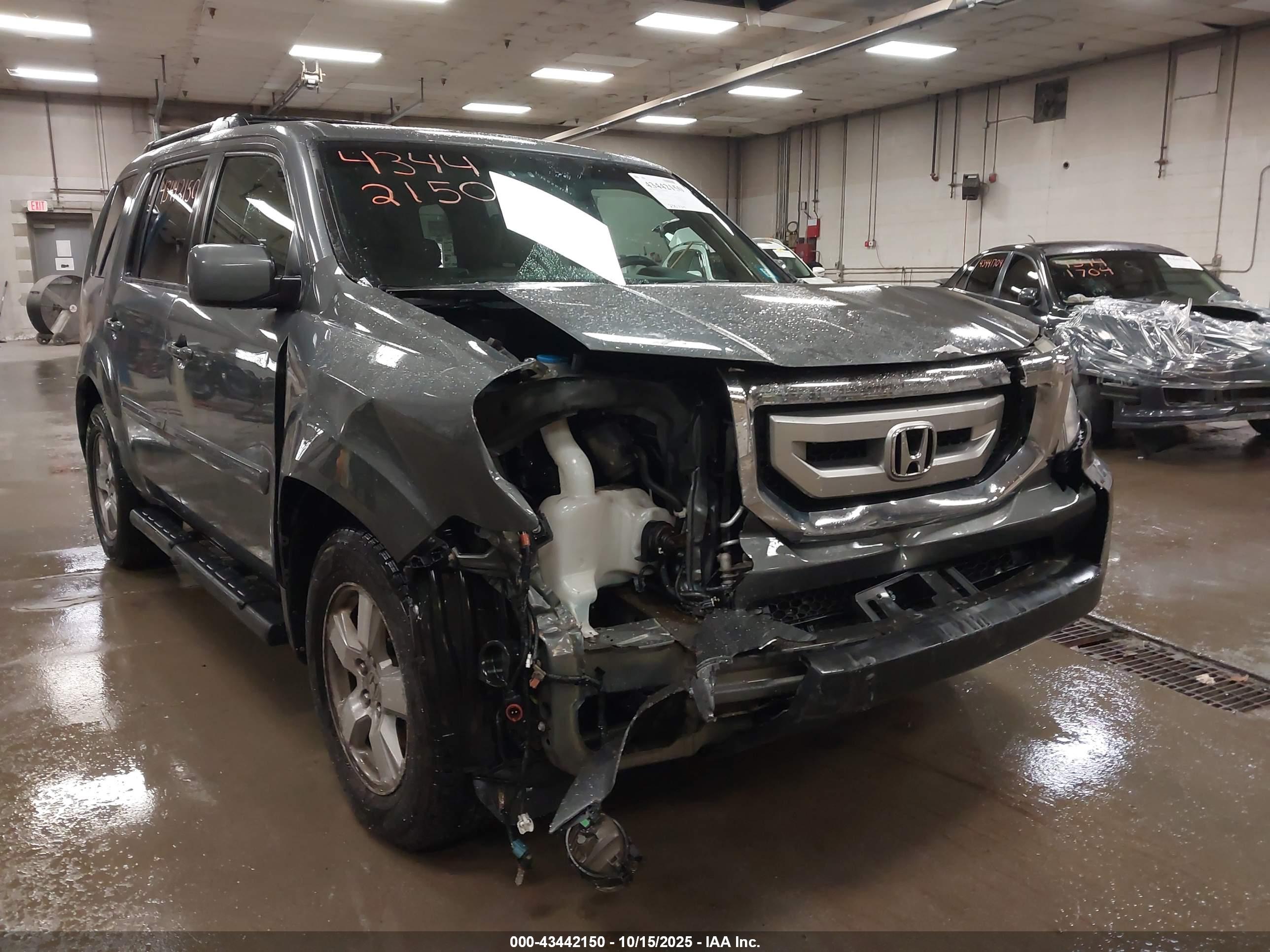 HONDA PILOT image 6