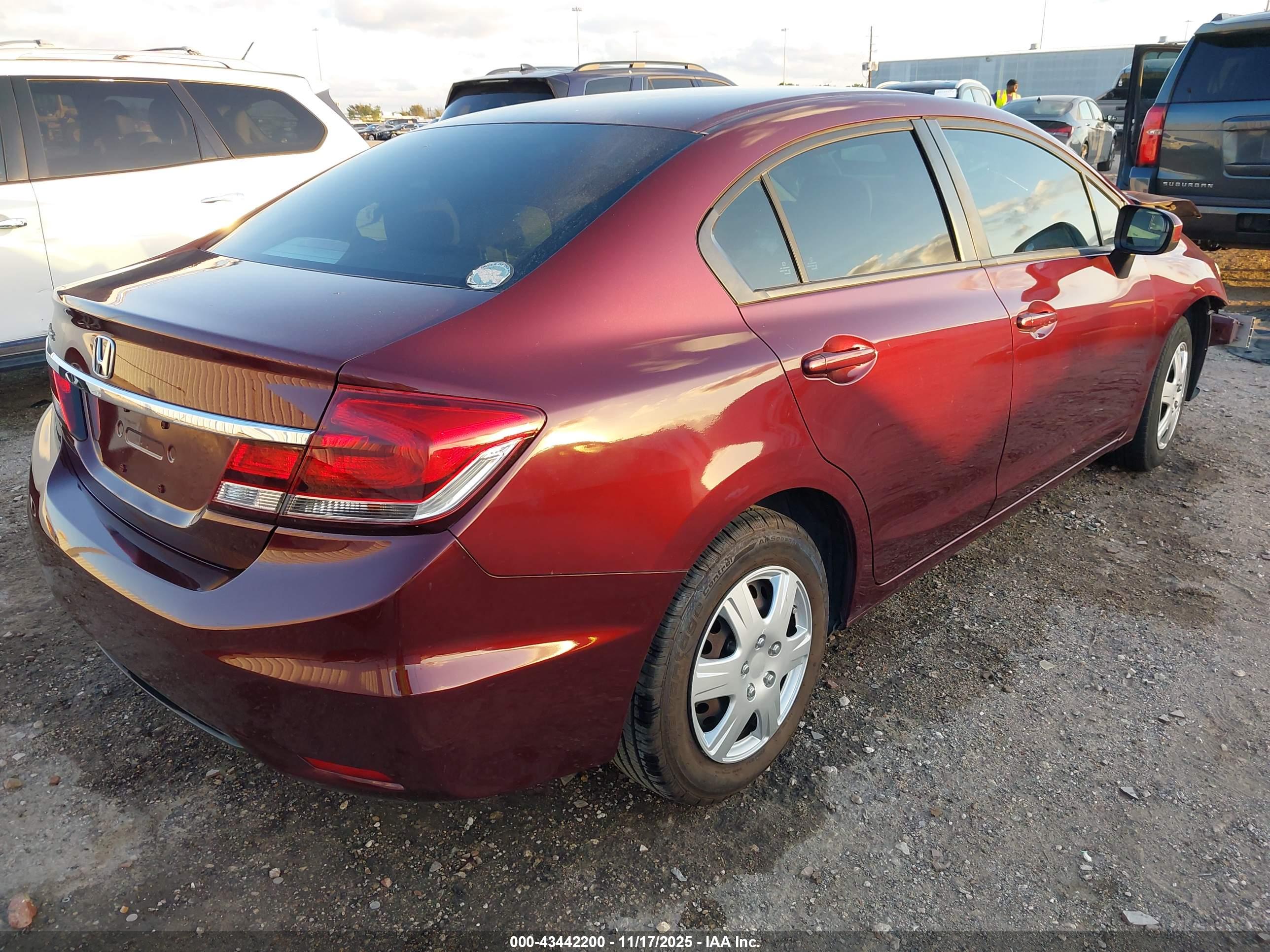 HONDA CIVIC image 4