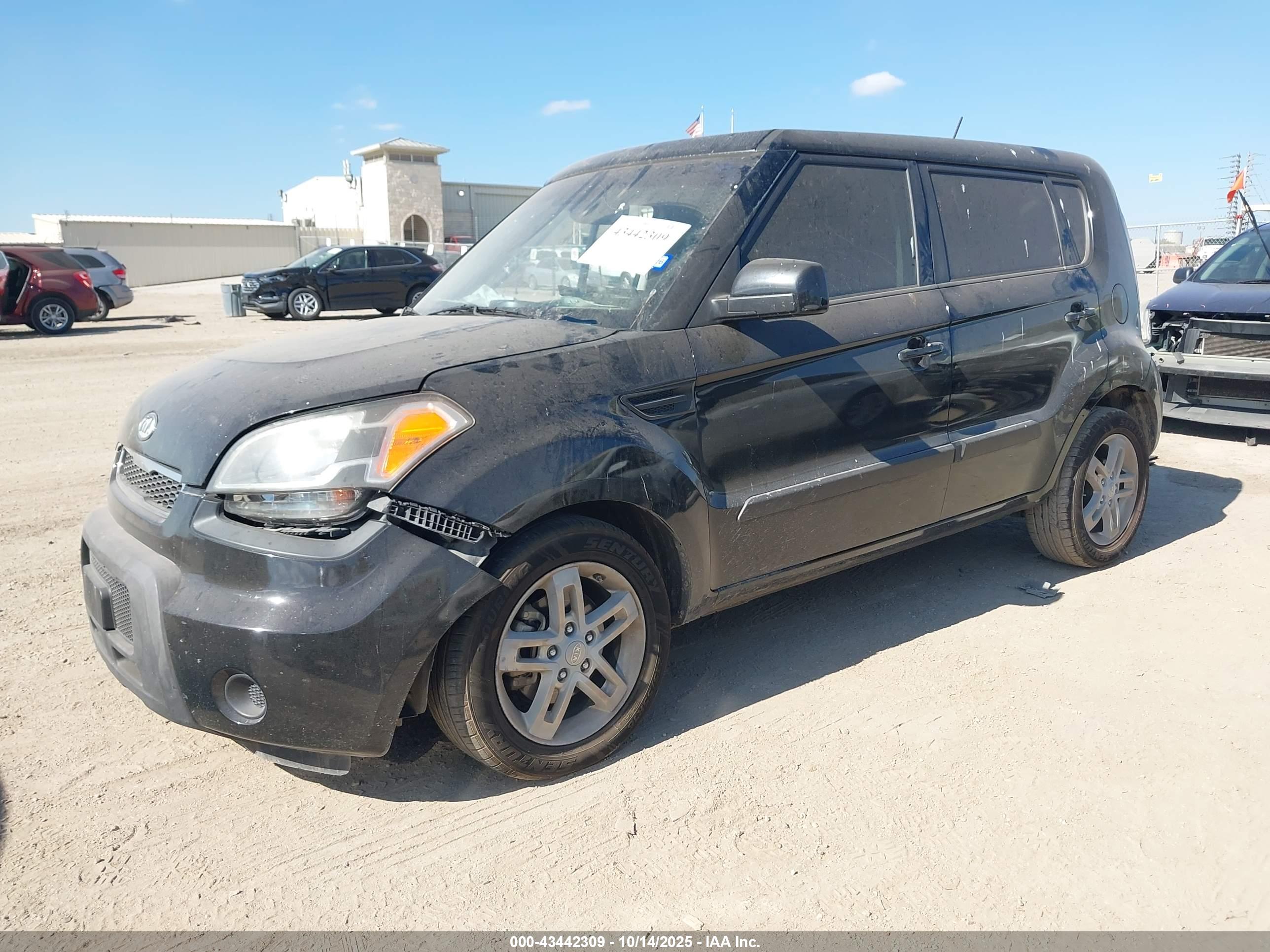 KIA SOUL image 2