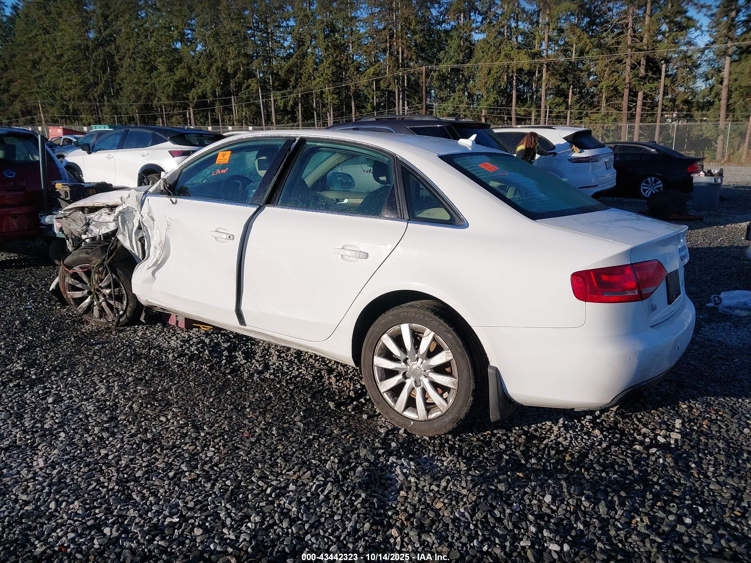 AUDI A4 image 3
