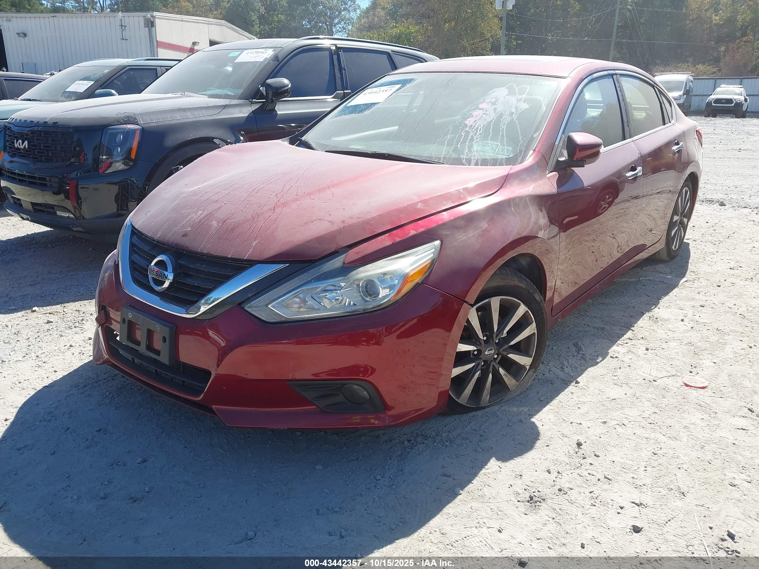 NISSAN ALTIMA image 2