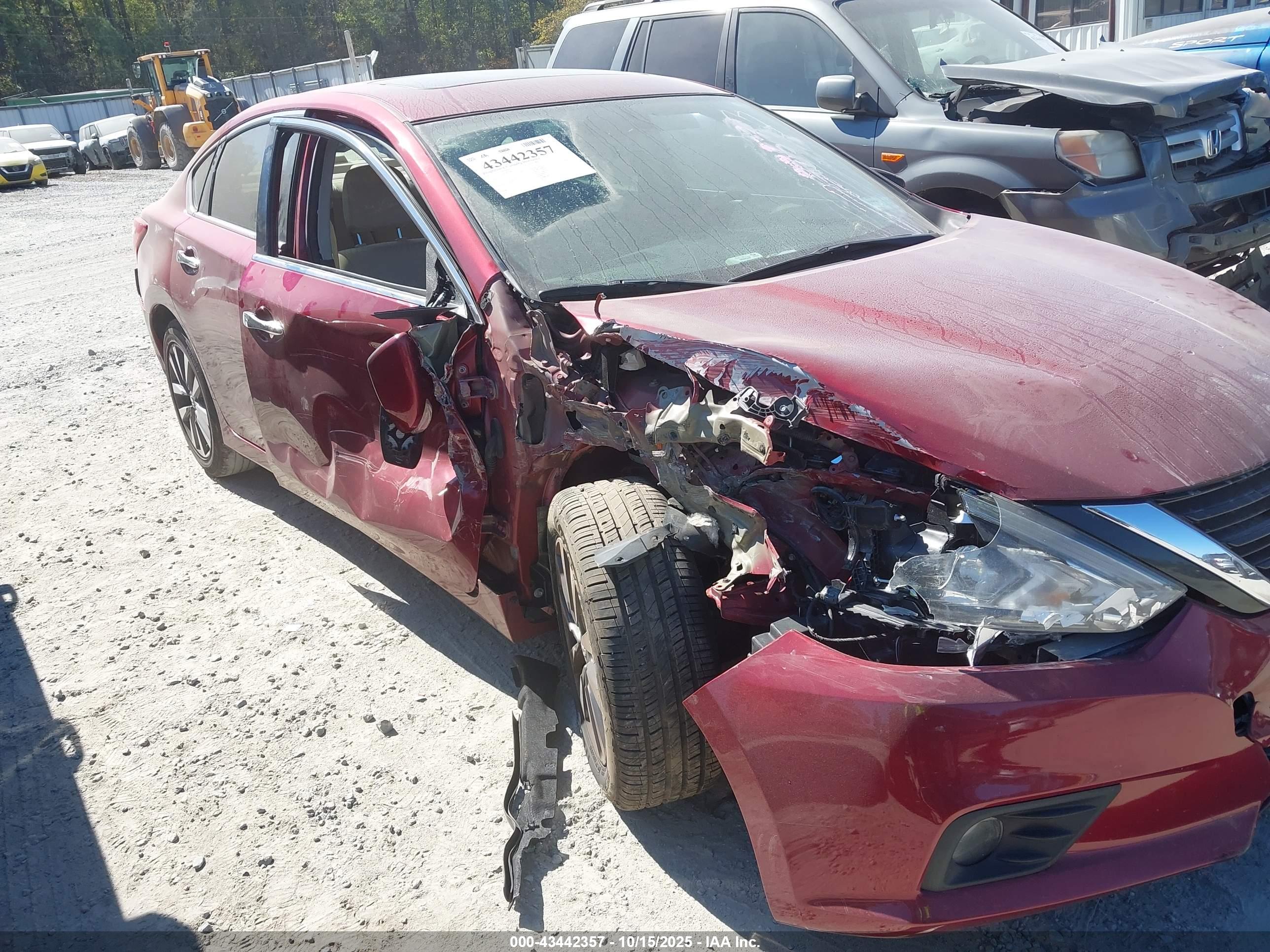 NISSAN ALTIMA image 6
