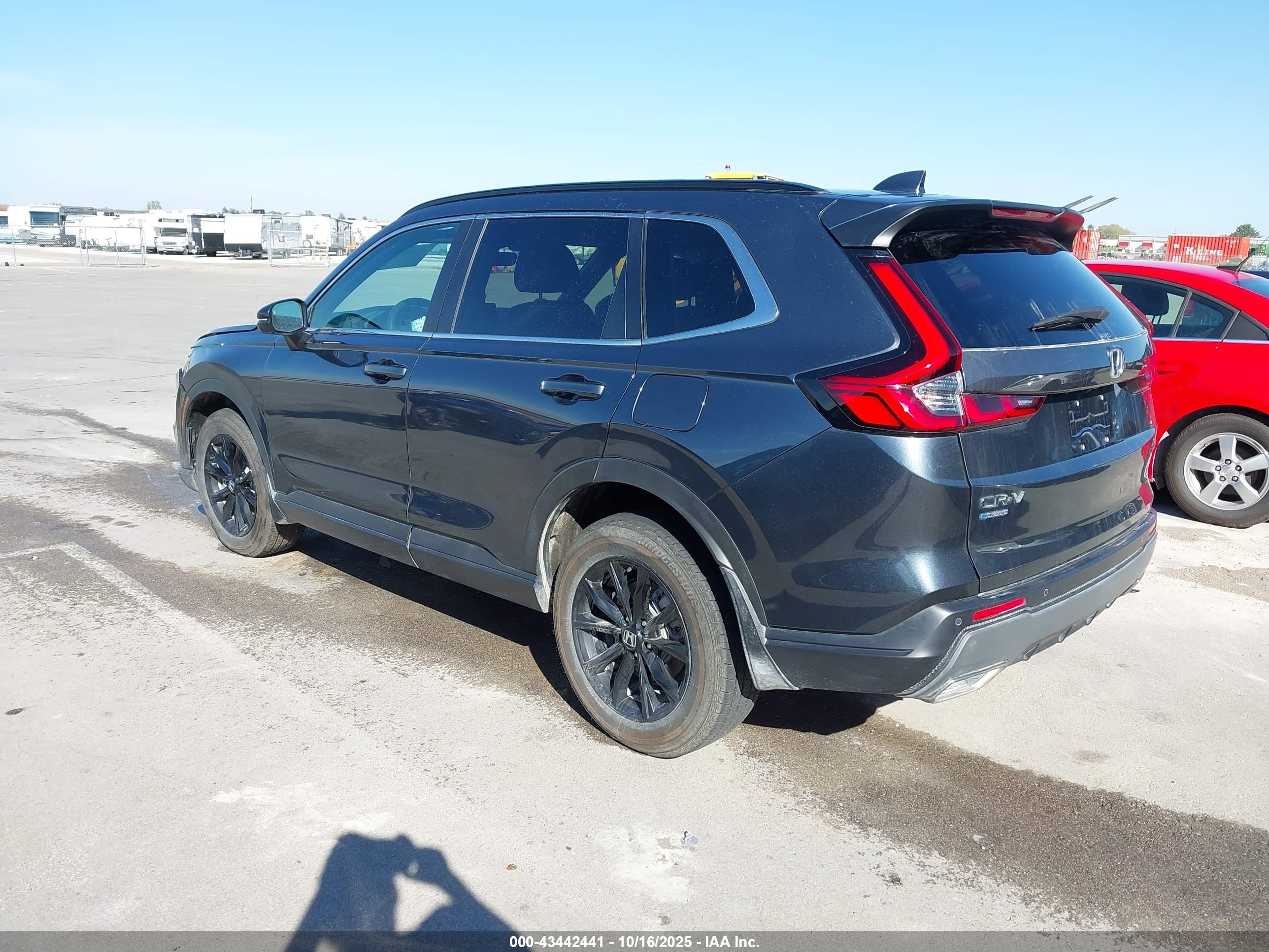 HONDA CR-V image 3
