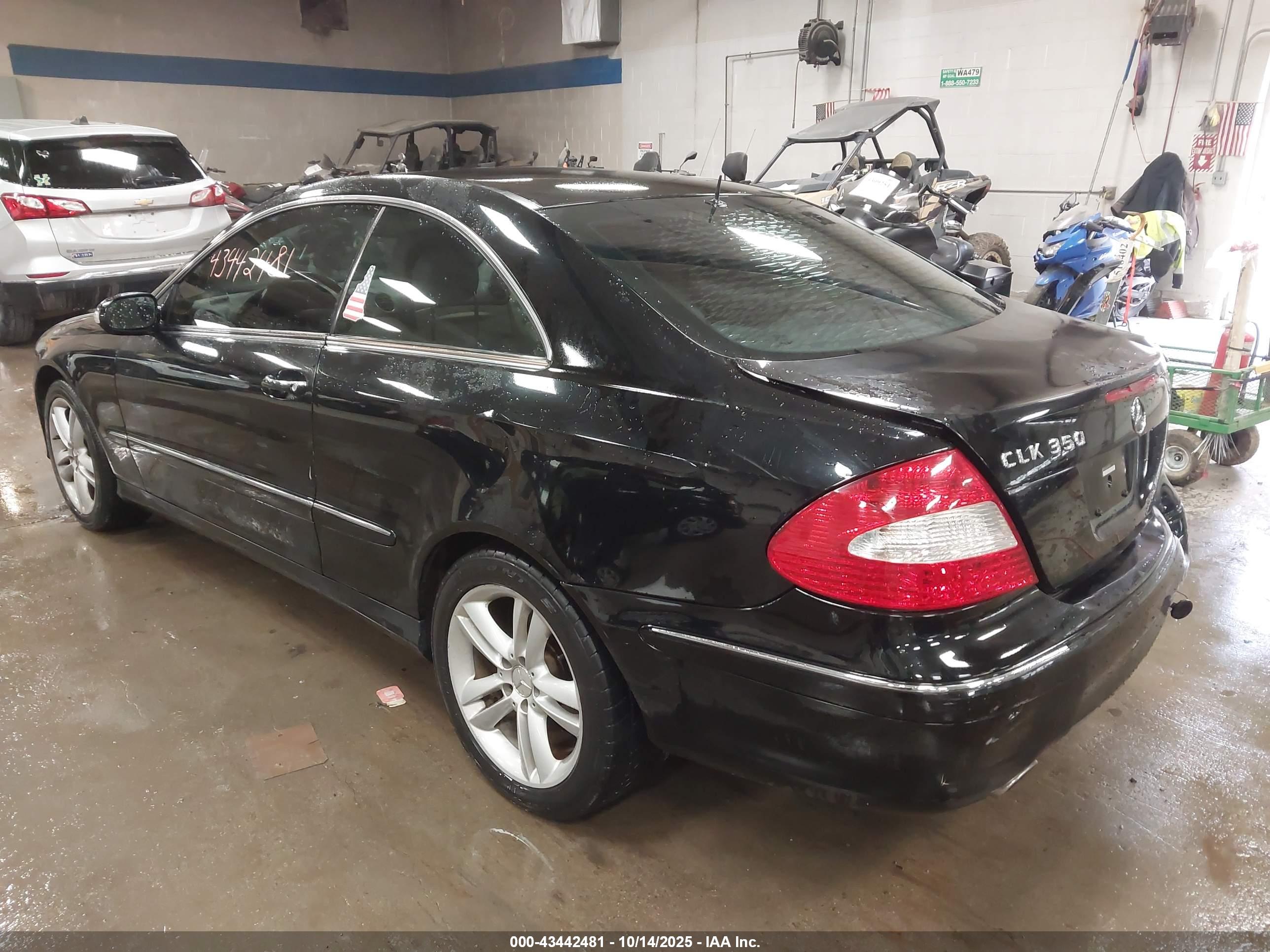 MERCEDES-BENZ CLK image 3