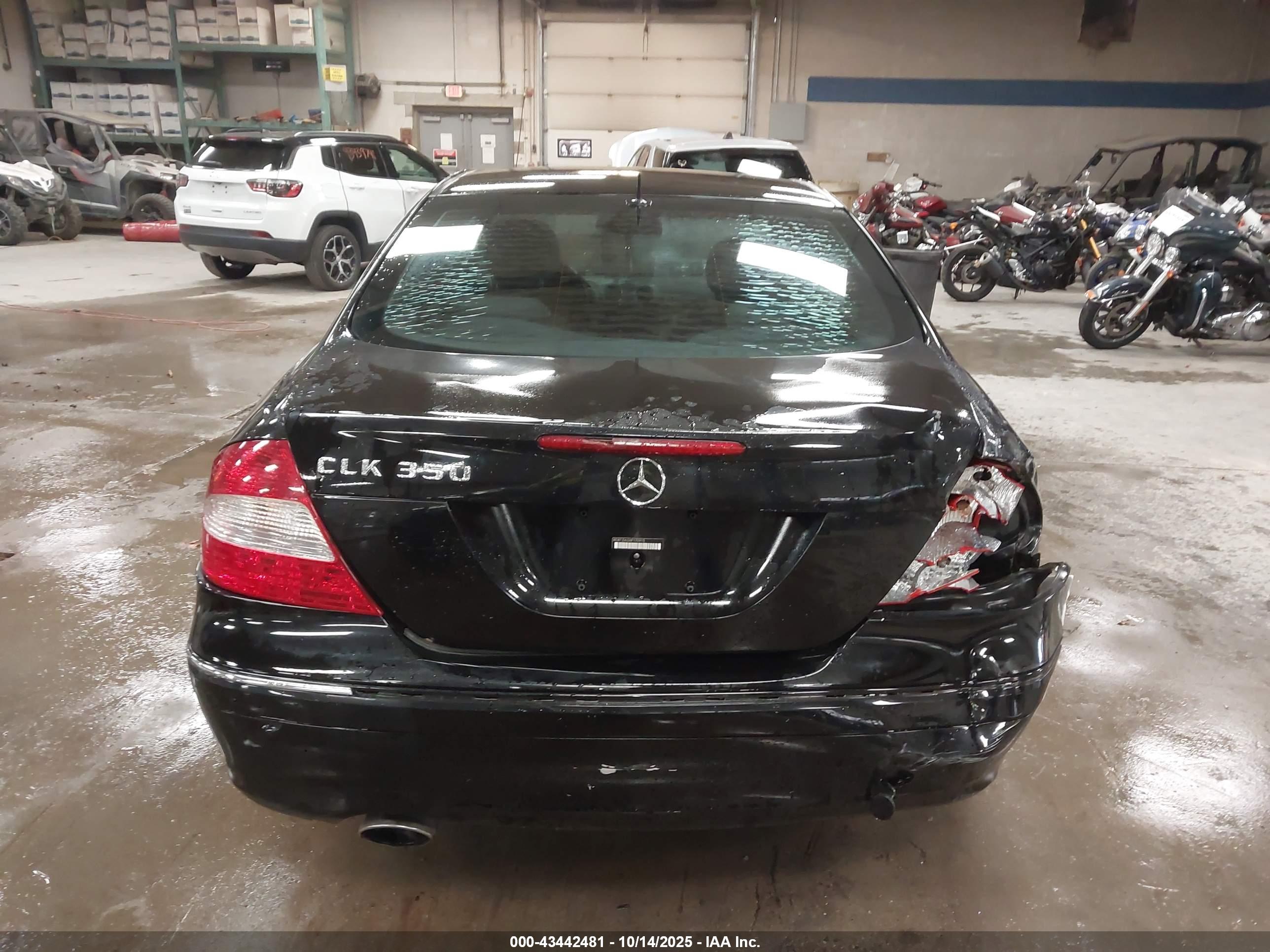 MERCEDES-BENZ CLK image 6