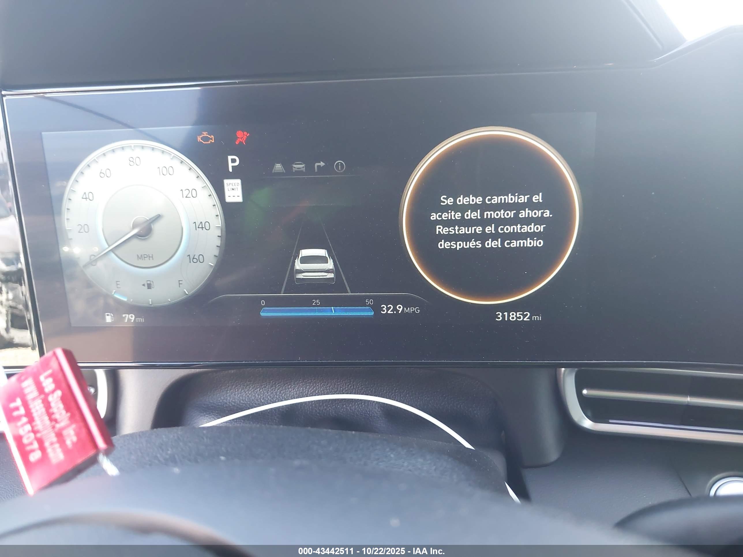 HYUNDAI ELANTRA image 7