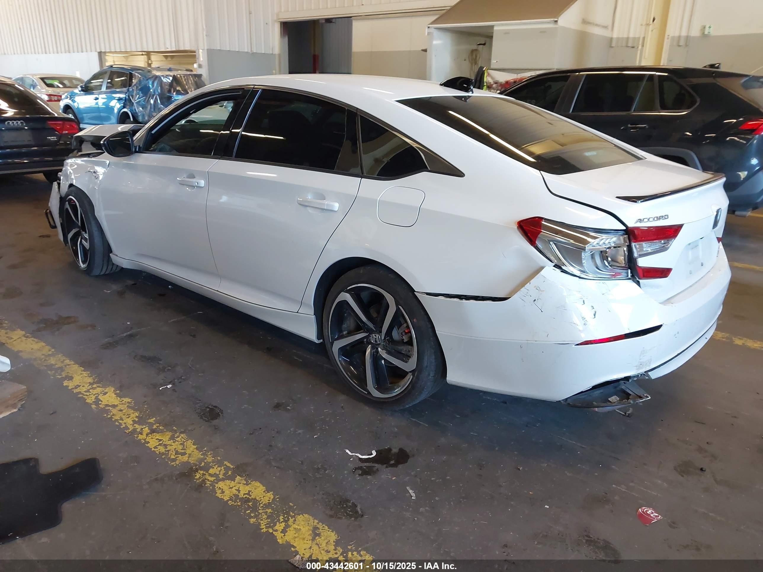 HONDA ACCORD image 3