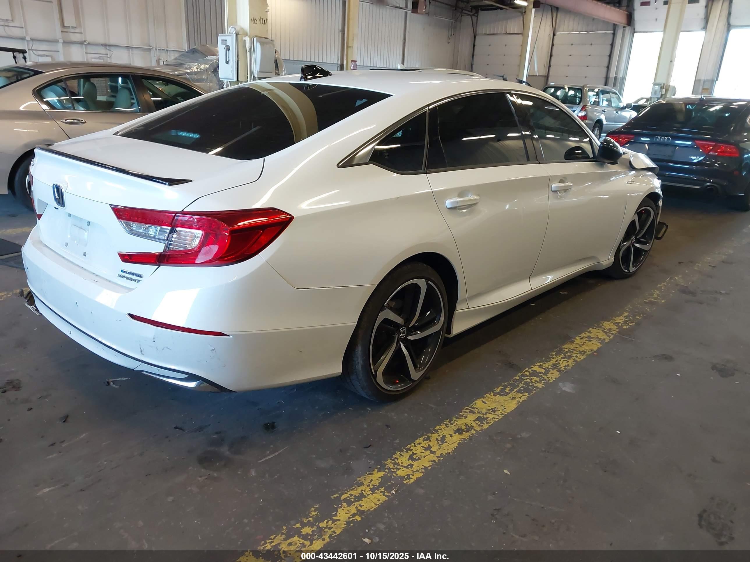 HONDA ACCORD image 4