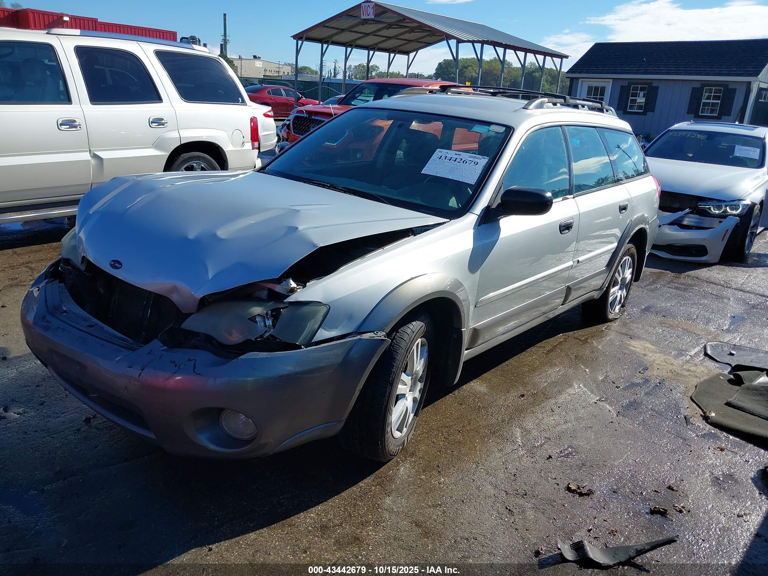SUBARU OUTBACK image 2