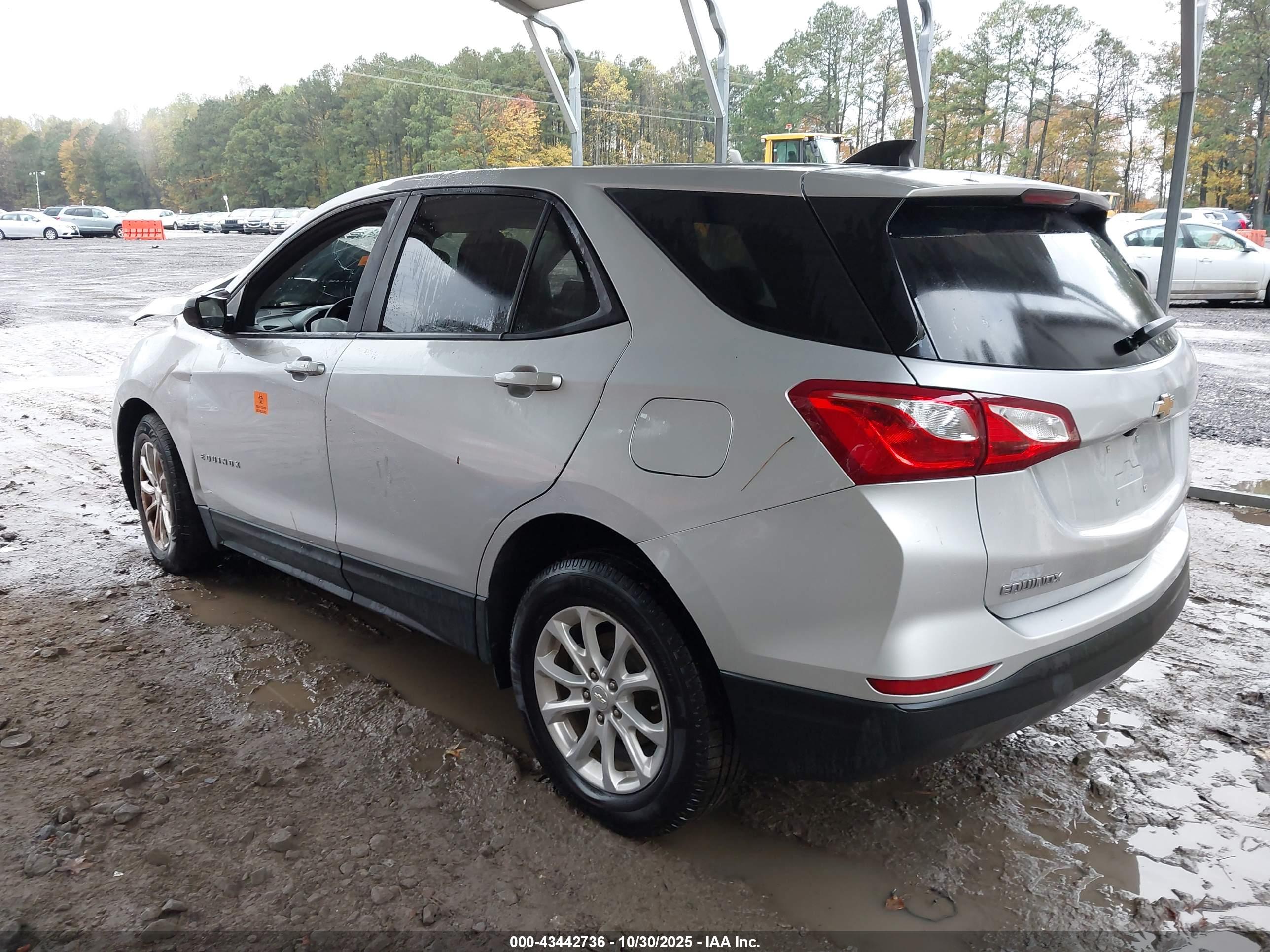 CHEVROLET EQUINOX image 3