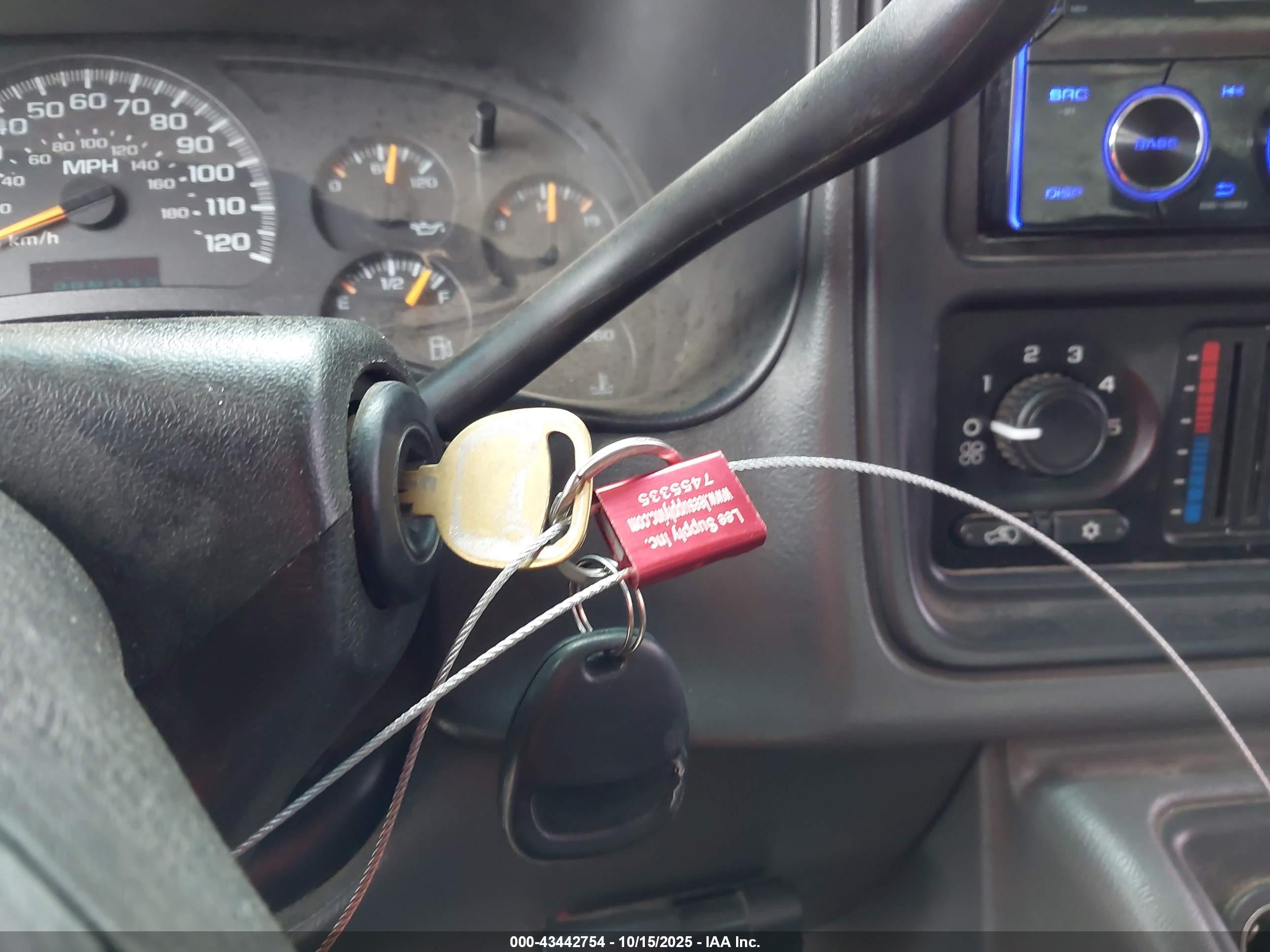 GMC SIERRA image 11