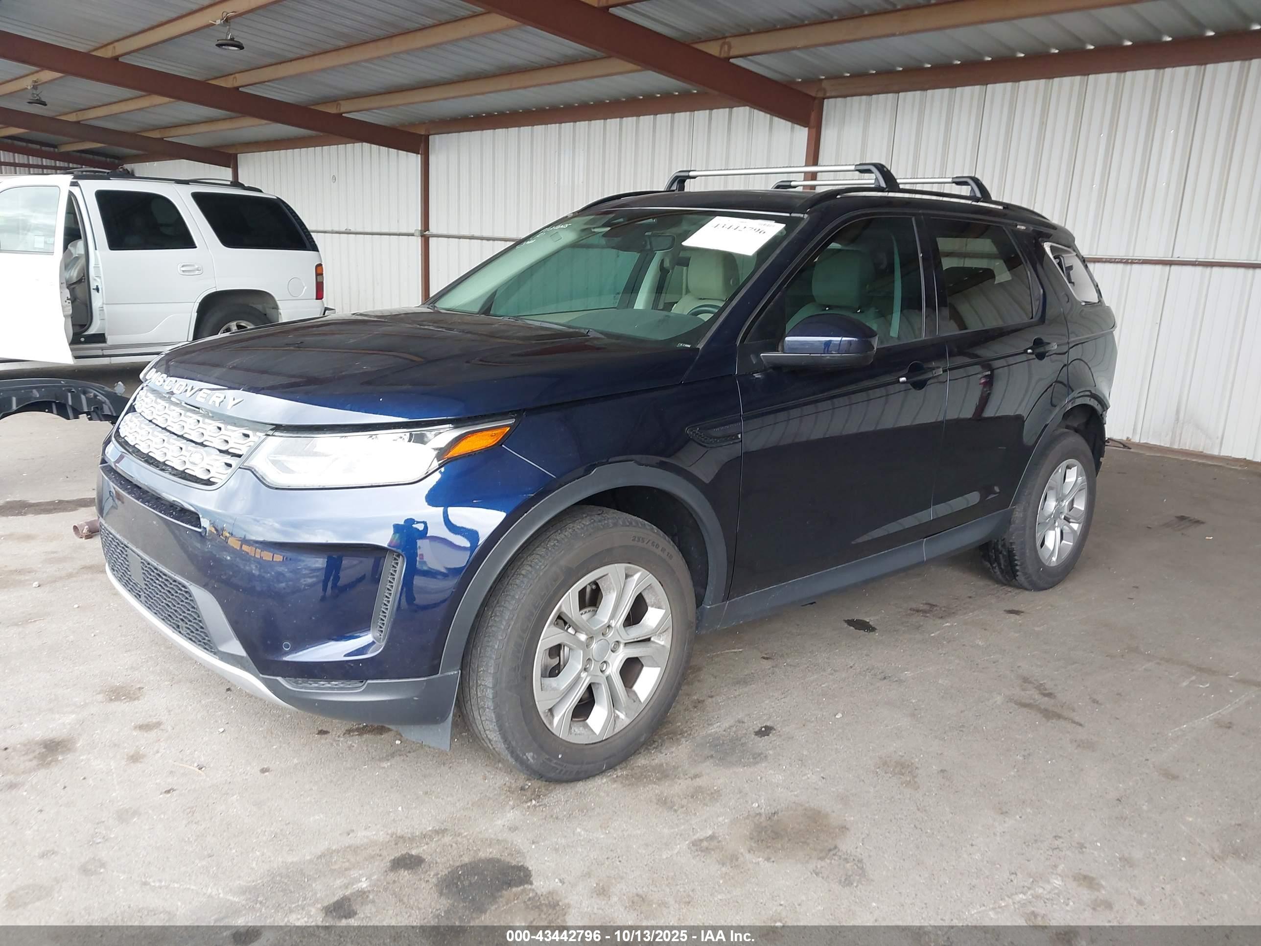 LAND ROVER image 2