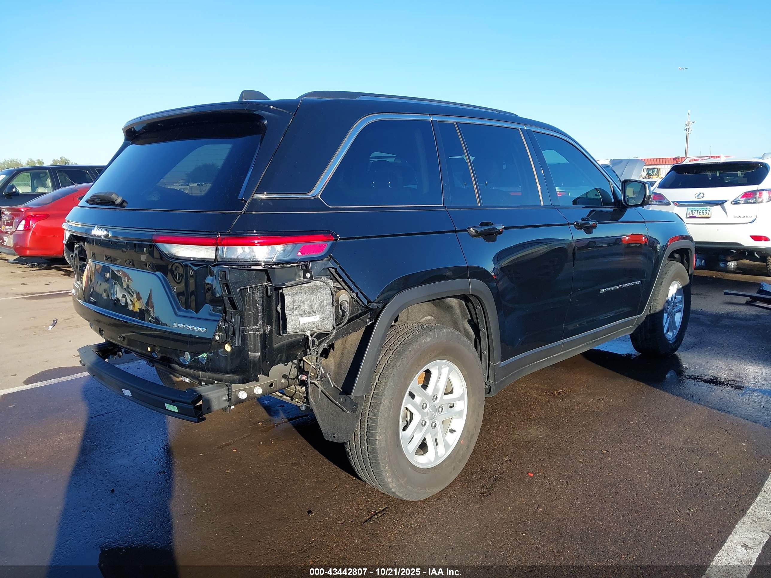 JEEP GRAND image 4