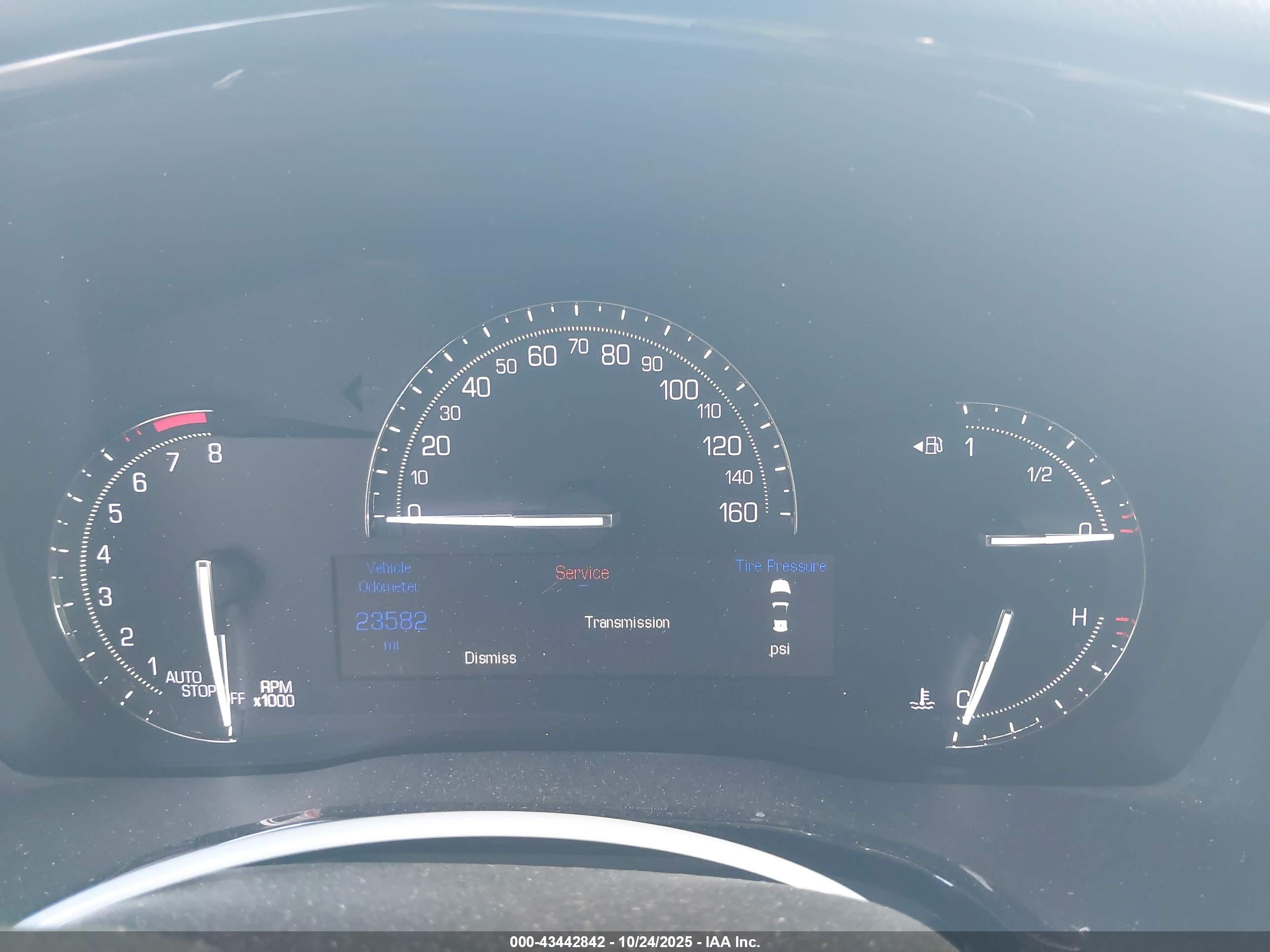 CADILLAC XT5 image 7
