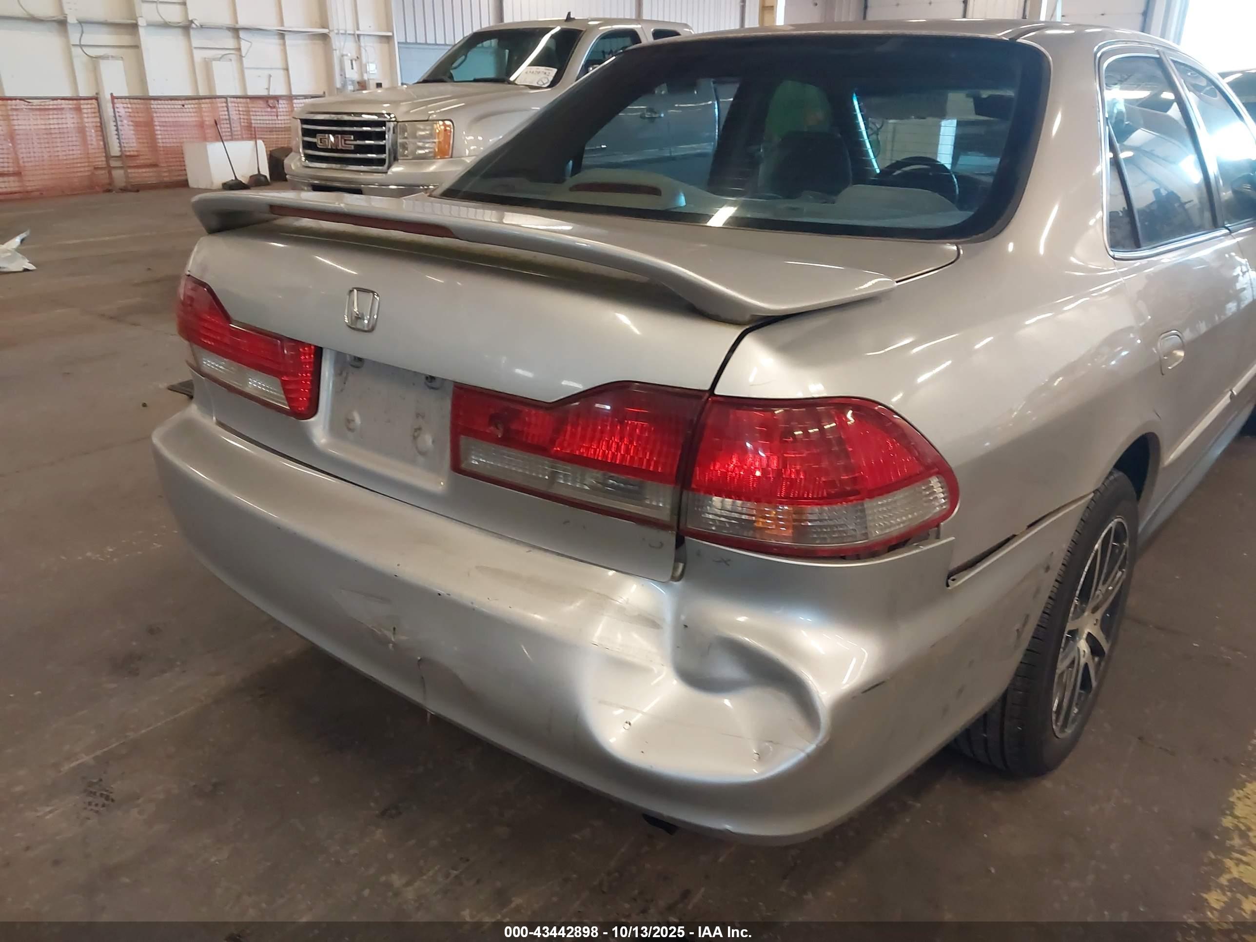 HONDA ACCORD image 6