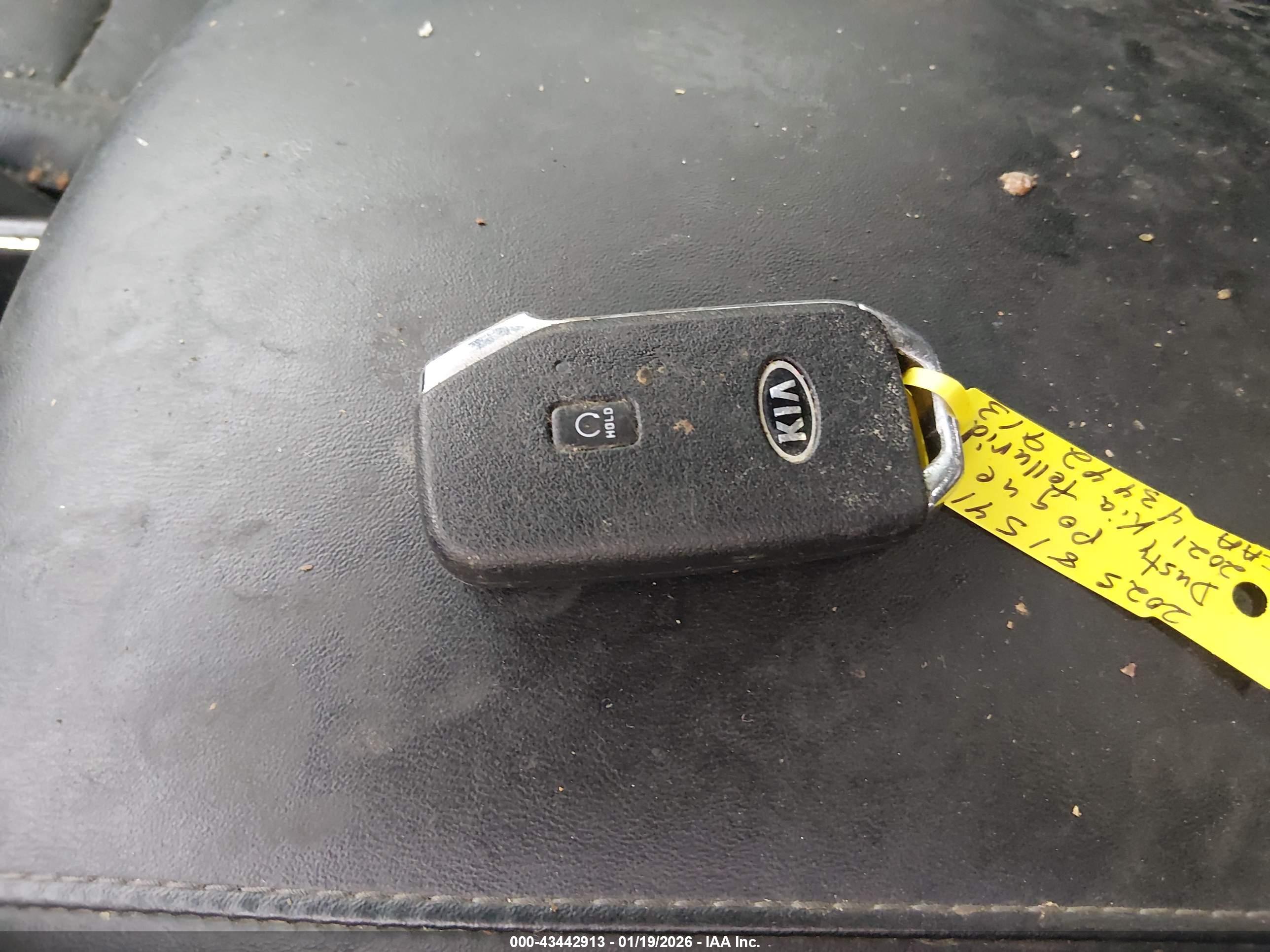 KIA TELLURIDE image 11