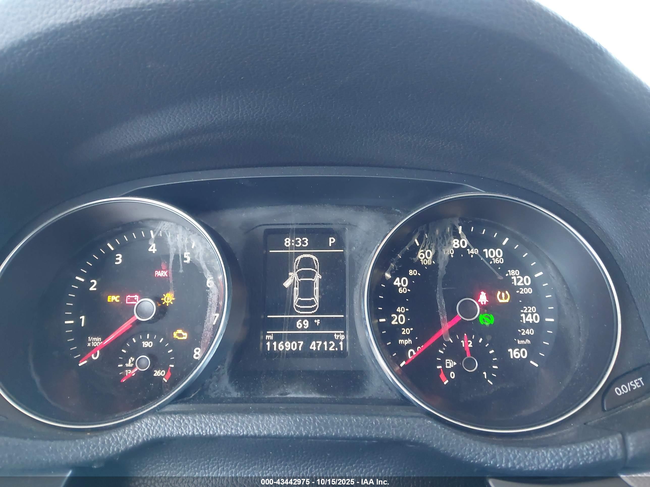 VOLKSWAGEN PASSAT image 7