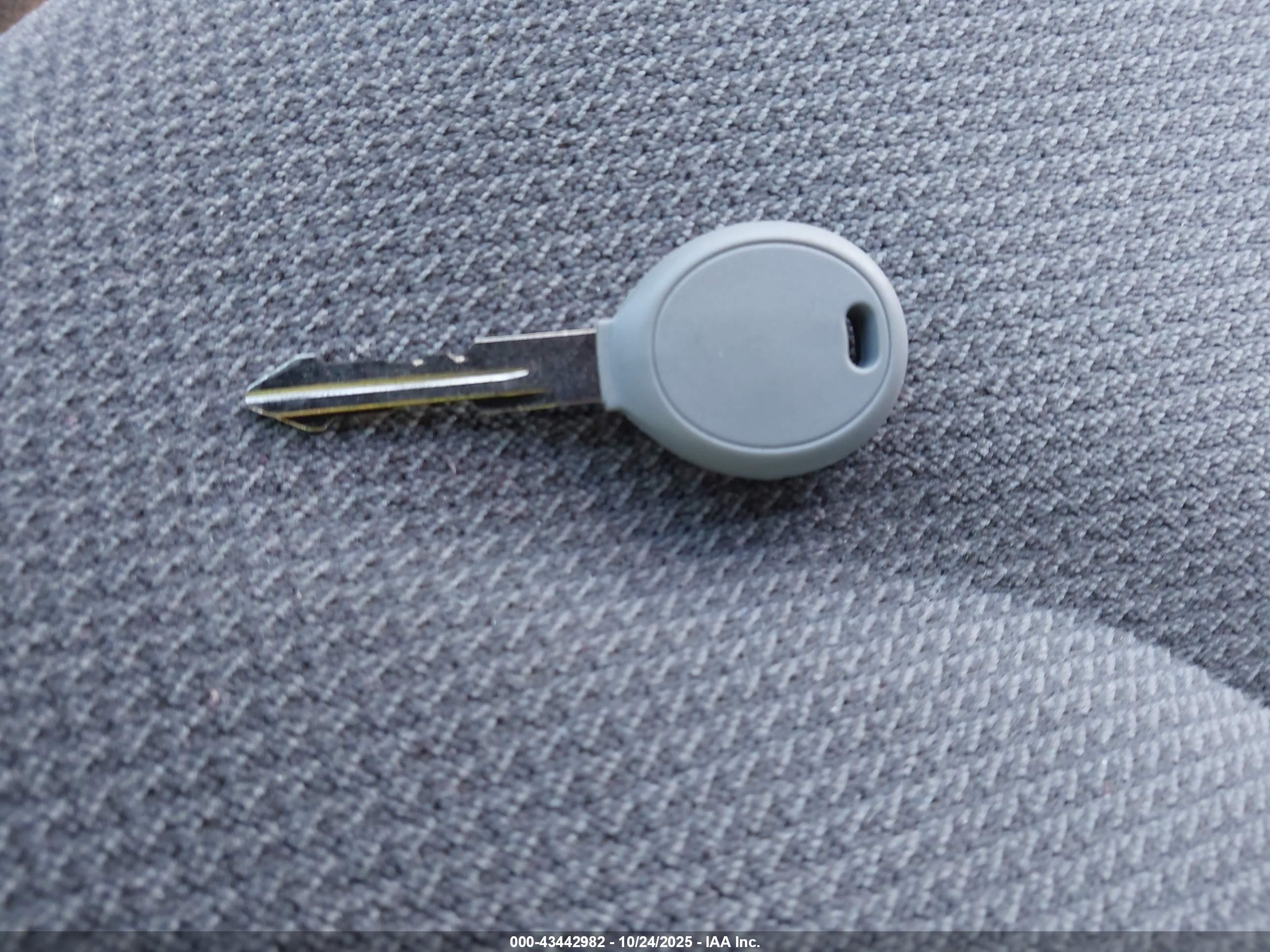 DODGE CARAVAN image 11