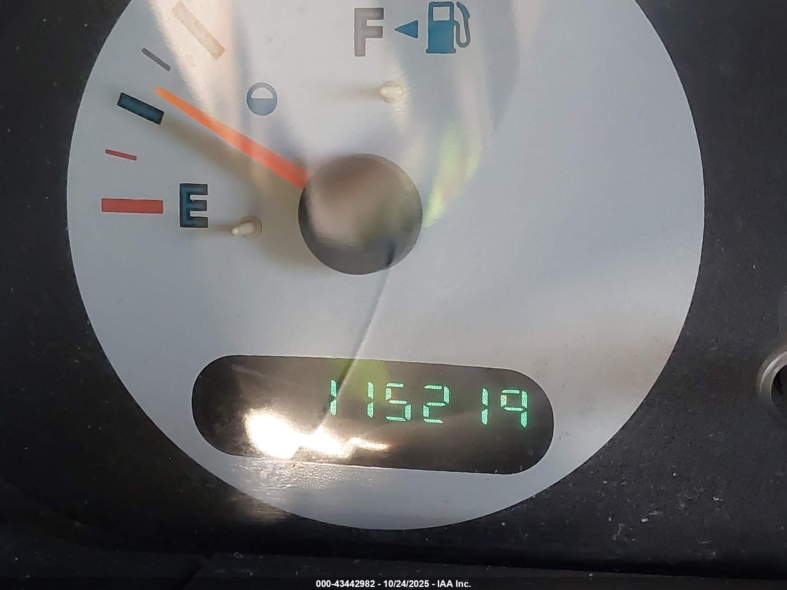 DODGE CARAVAN image 7