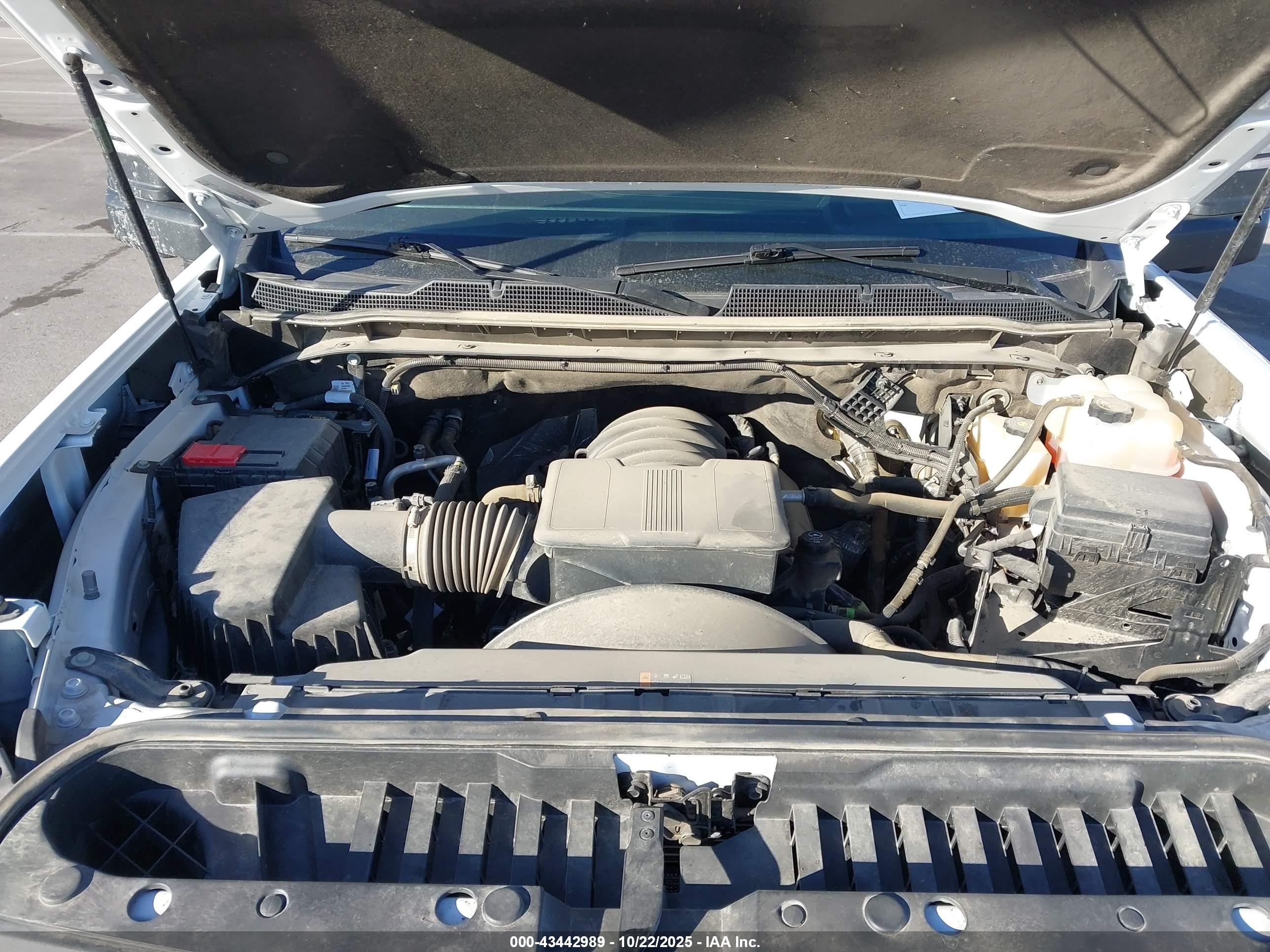 CHEVROLET SILVERADO image 10