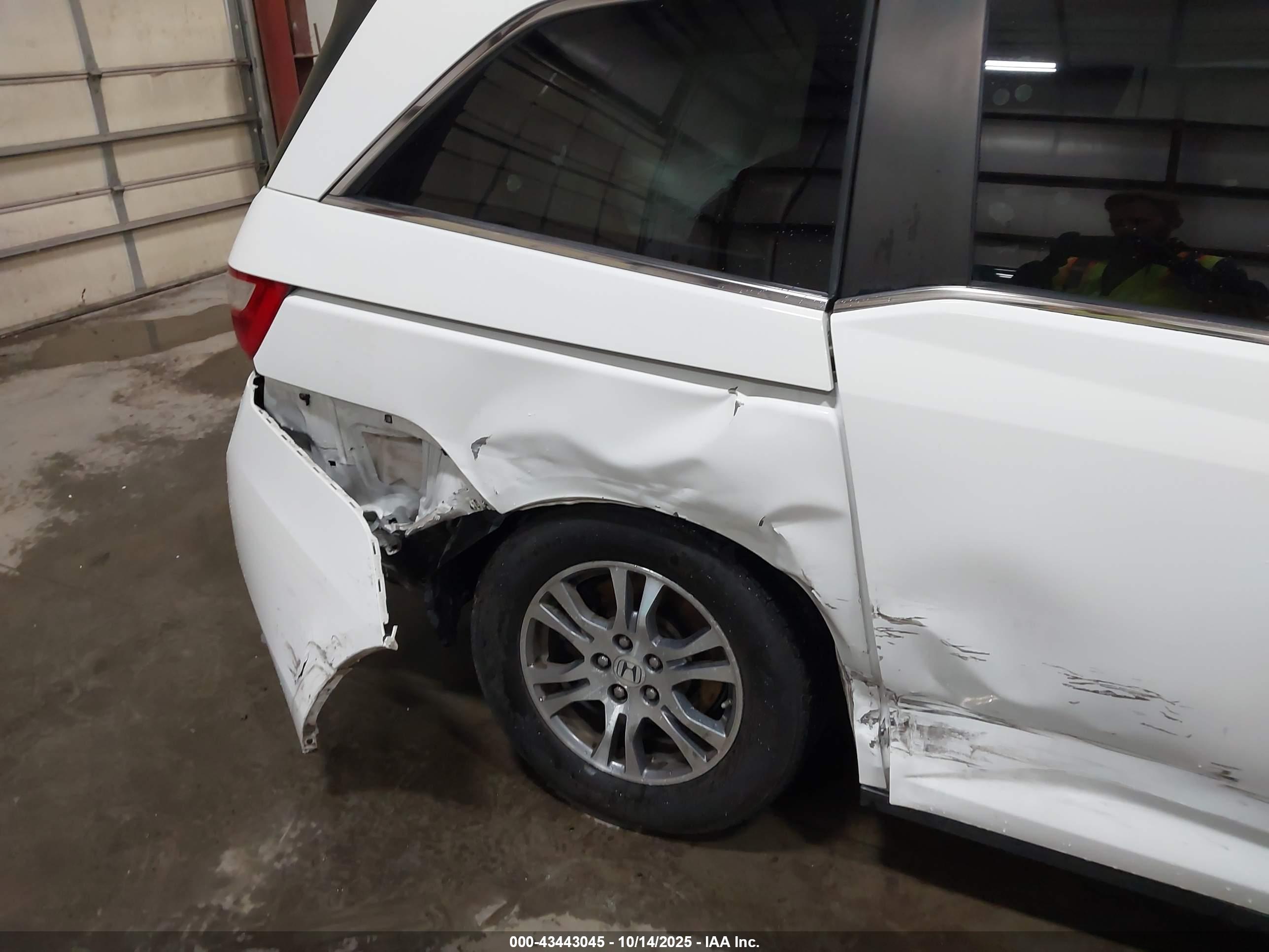 HONDA ODYSSEY image 6